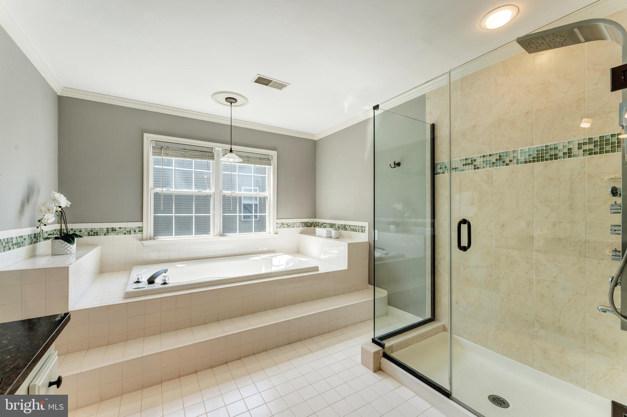 MEADOW HALL - Residential