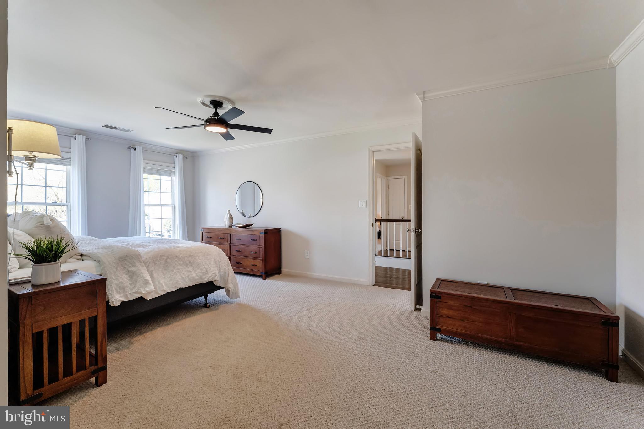 MEADOW HALL - Residential