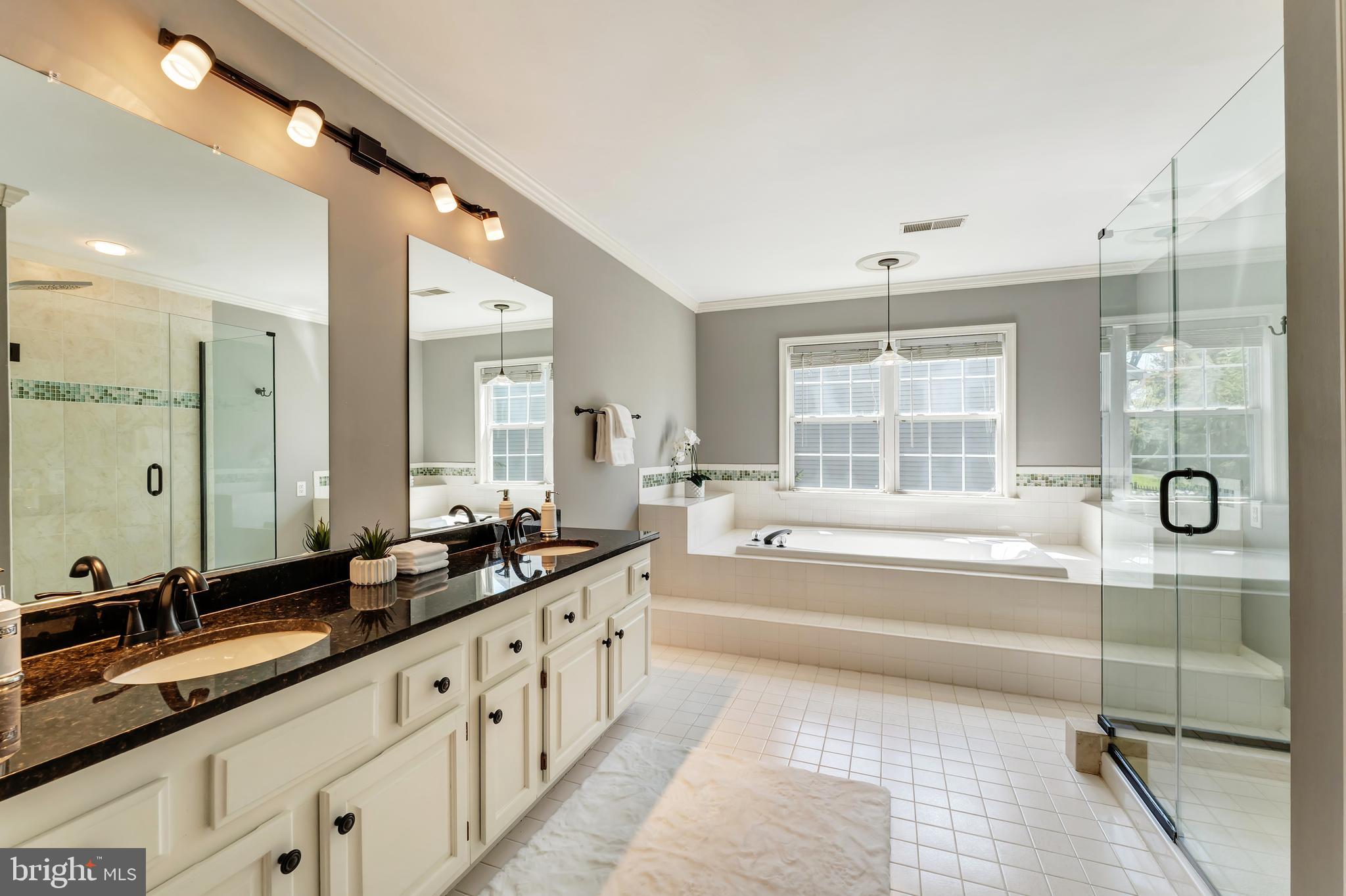 MEADOW HALL - Residential