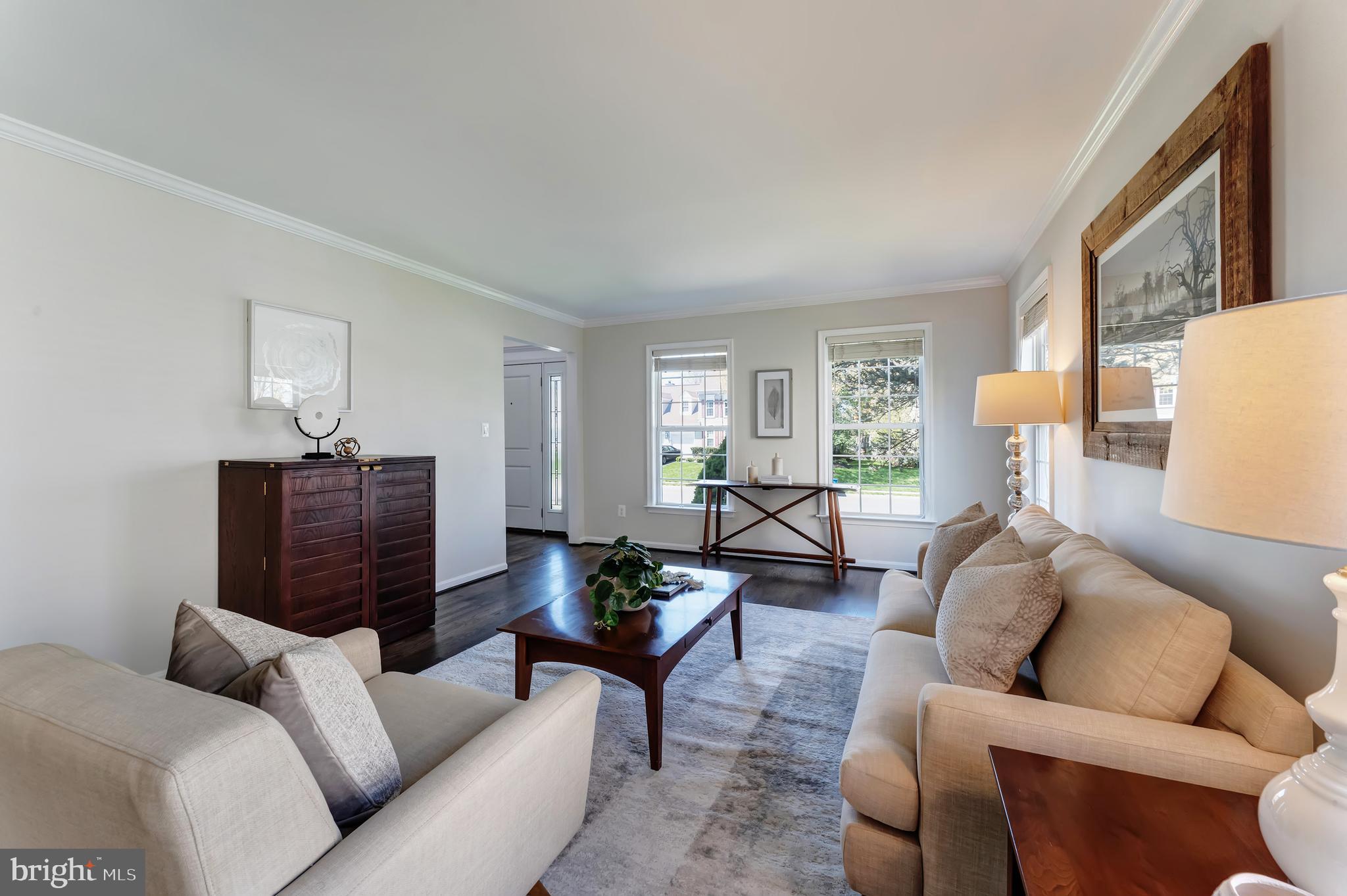 MEADOW HALL - Residential