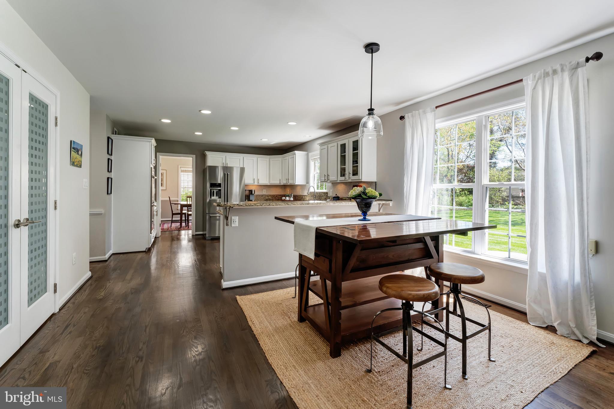 MEADOW HALL - Residential