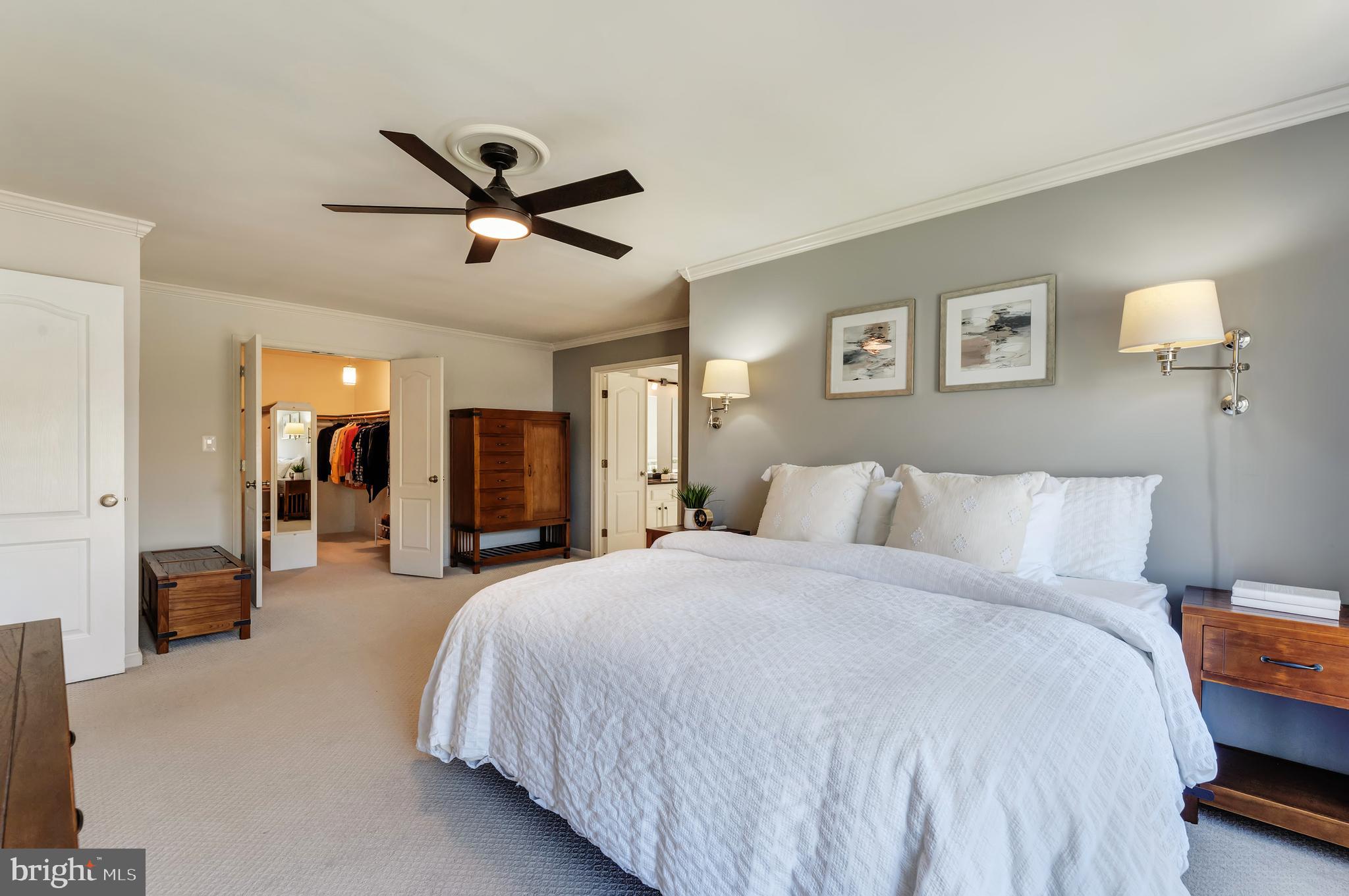 MEADOW HALL - Residential