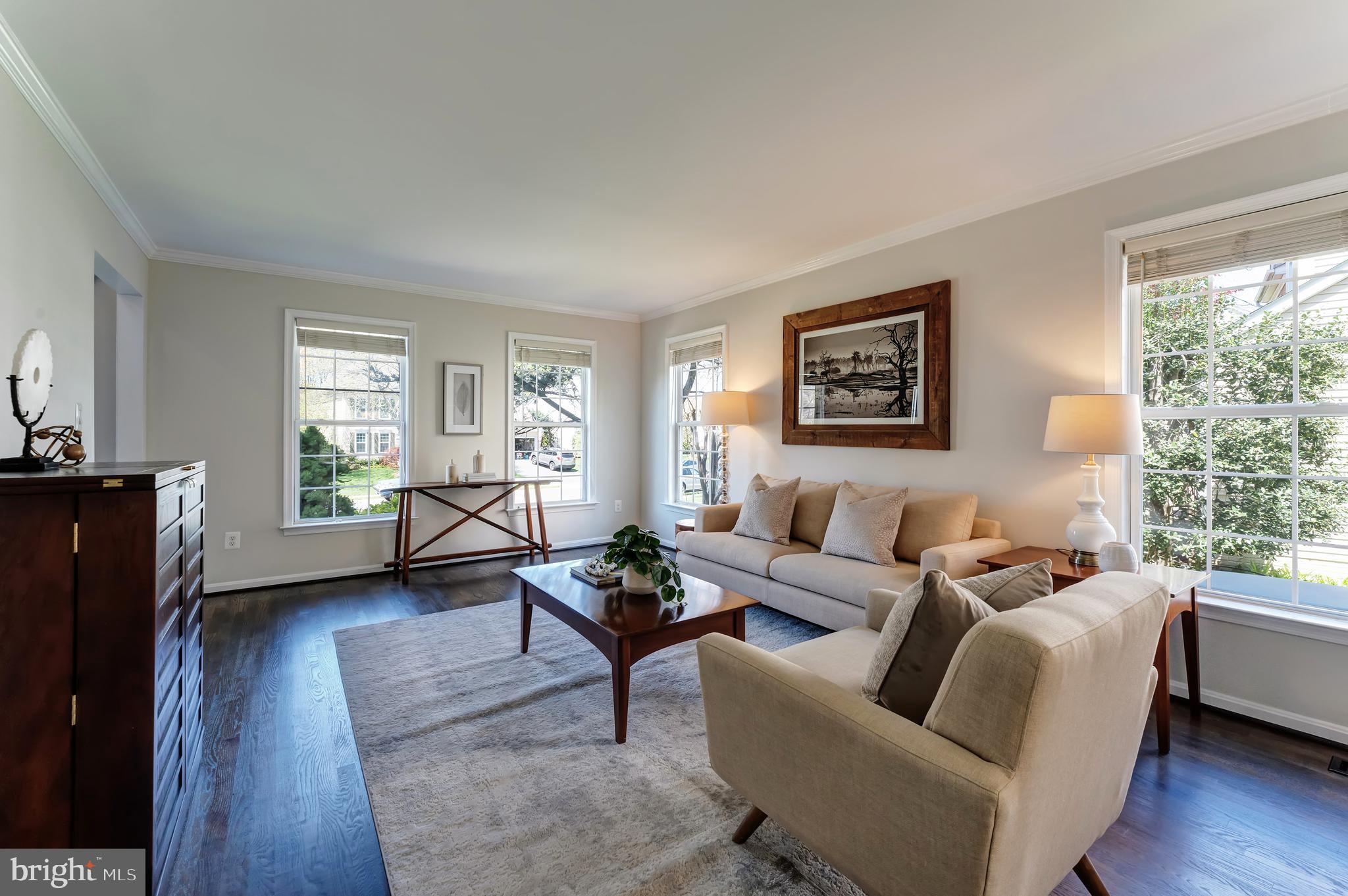 MEADOW HALL - Residential