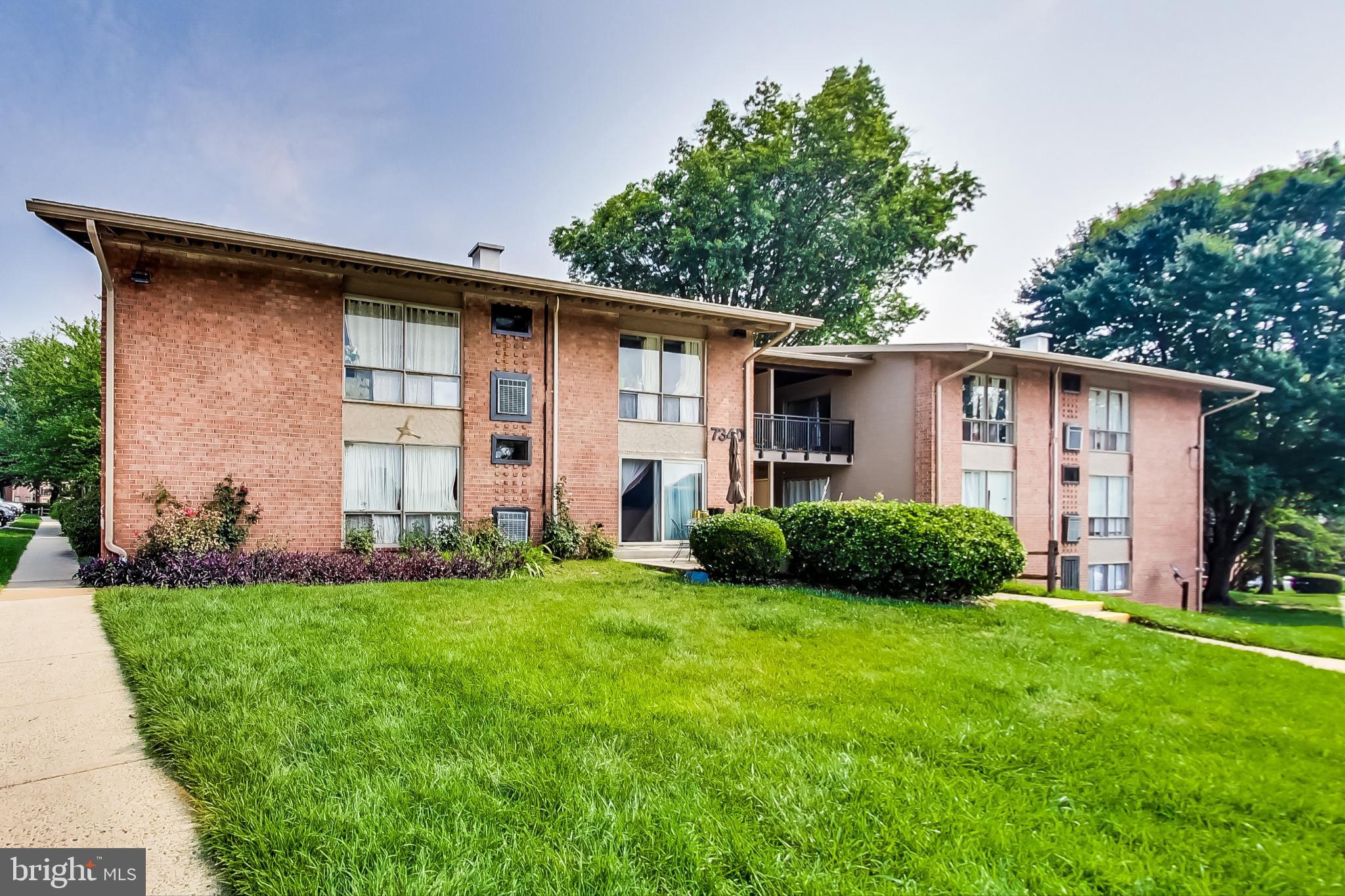 TIMBERLANE VILLAGE GARDEN CONDOMINIUMS - Residential