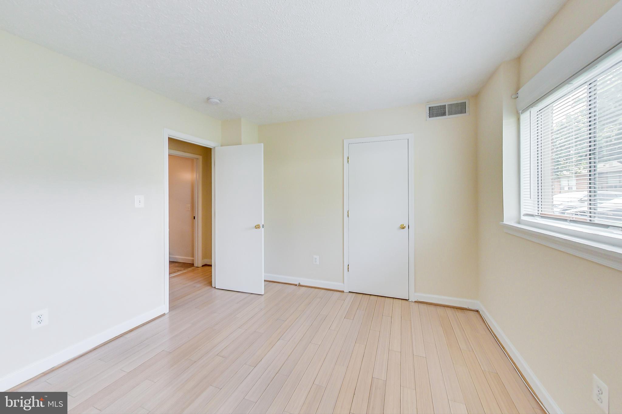 TIMBERLANE VILLAGE GARDEN CONDOMINIUMS - Residential