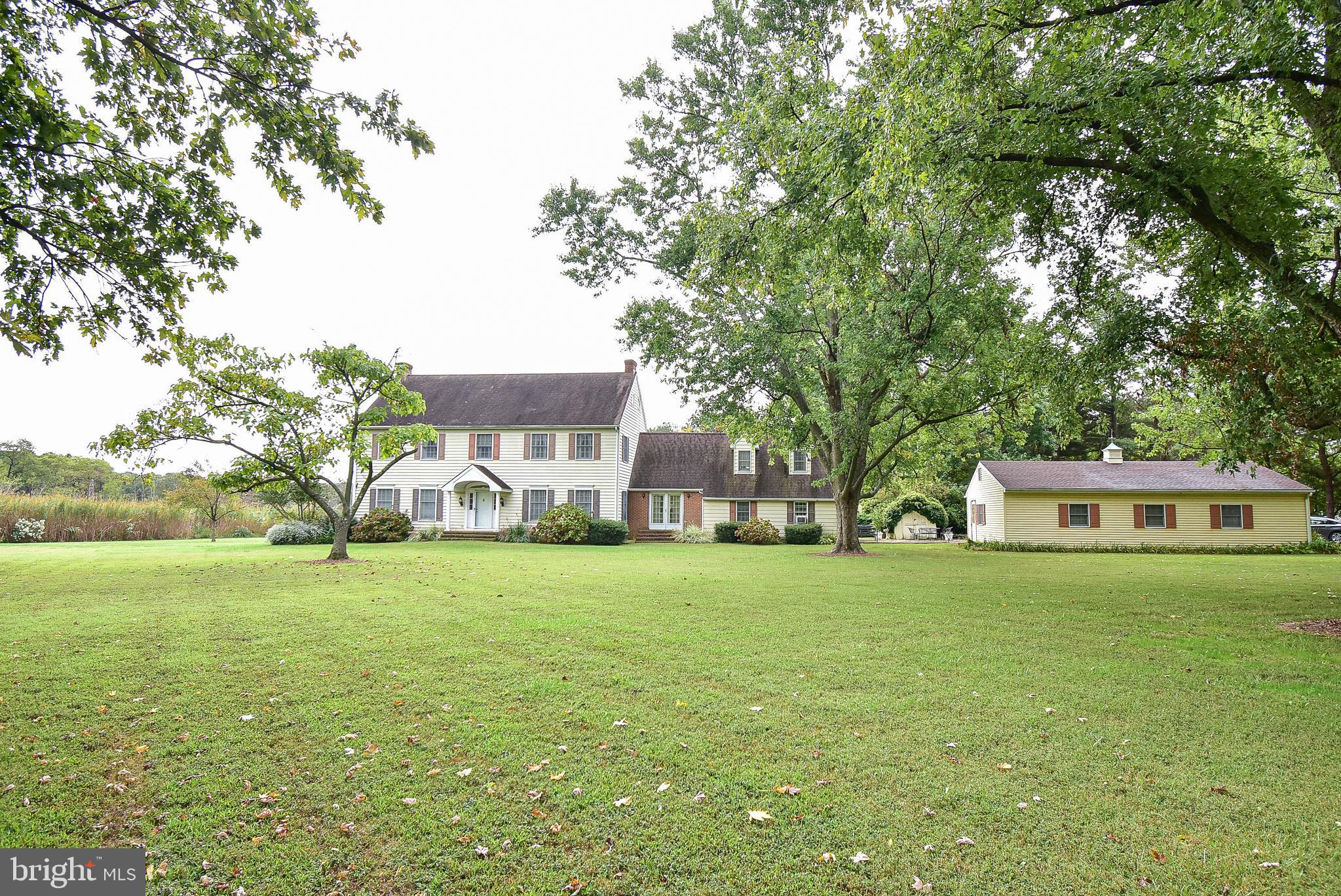 6253 MIDDLE POINT ROAD