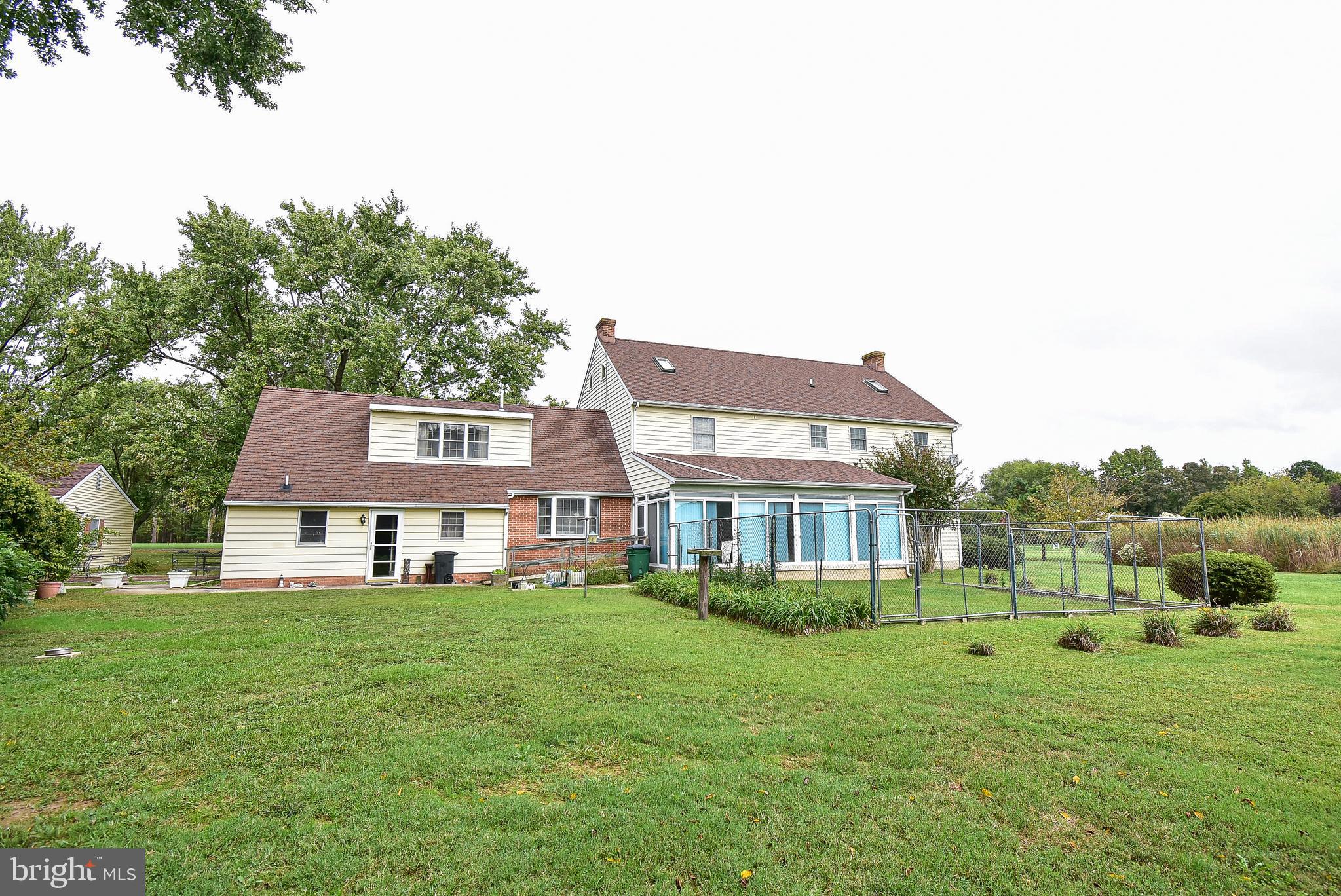 6253 MIDDLE POINT ROAD