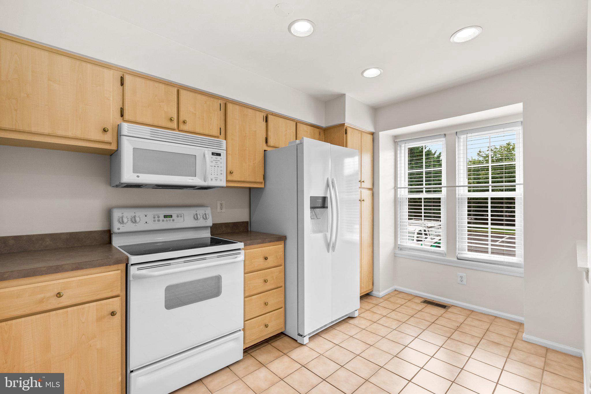 6632 DUCKETTS LANE 27-8