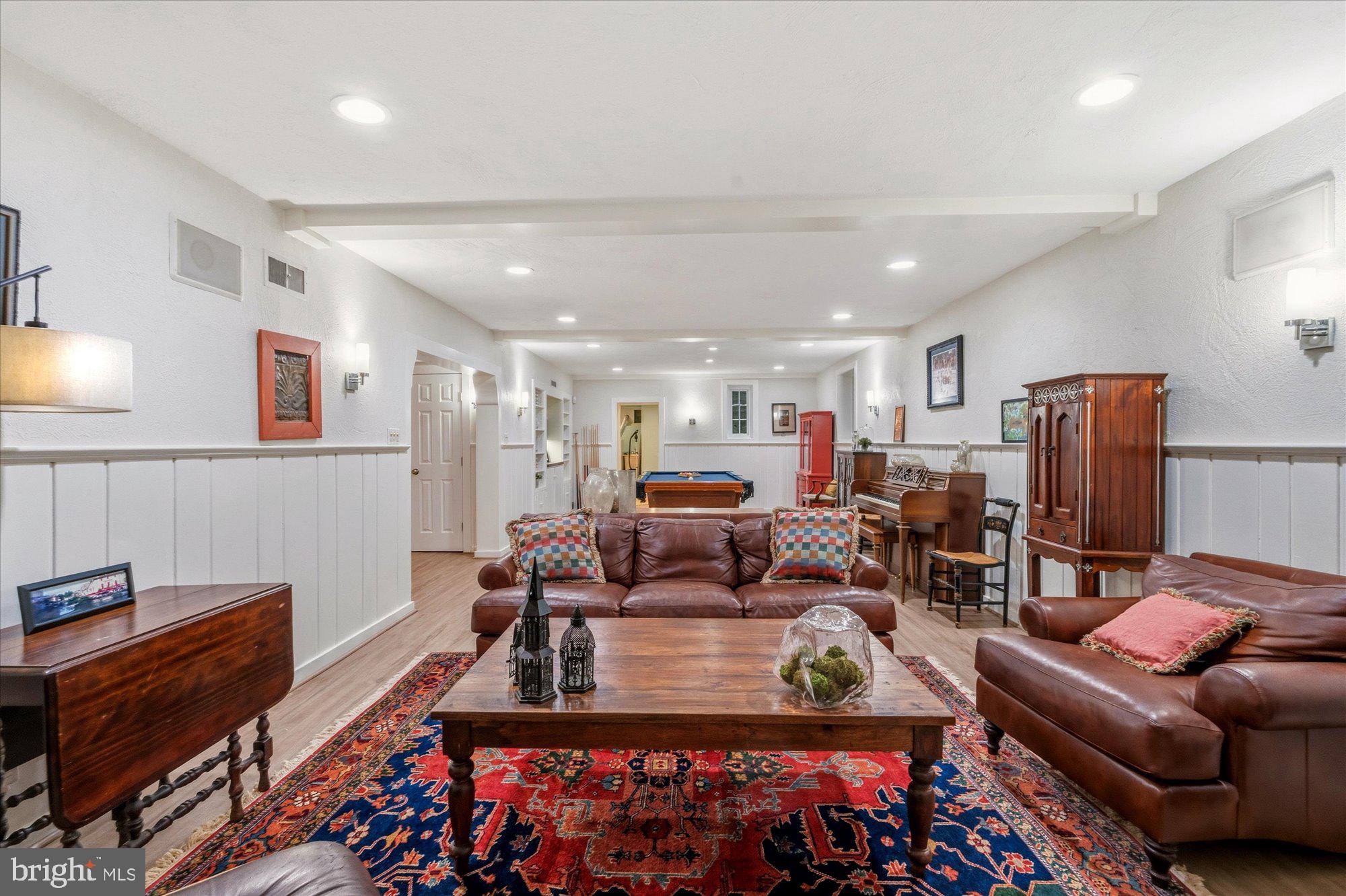 JEFFERSON PARK - Residential