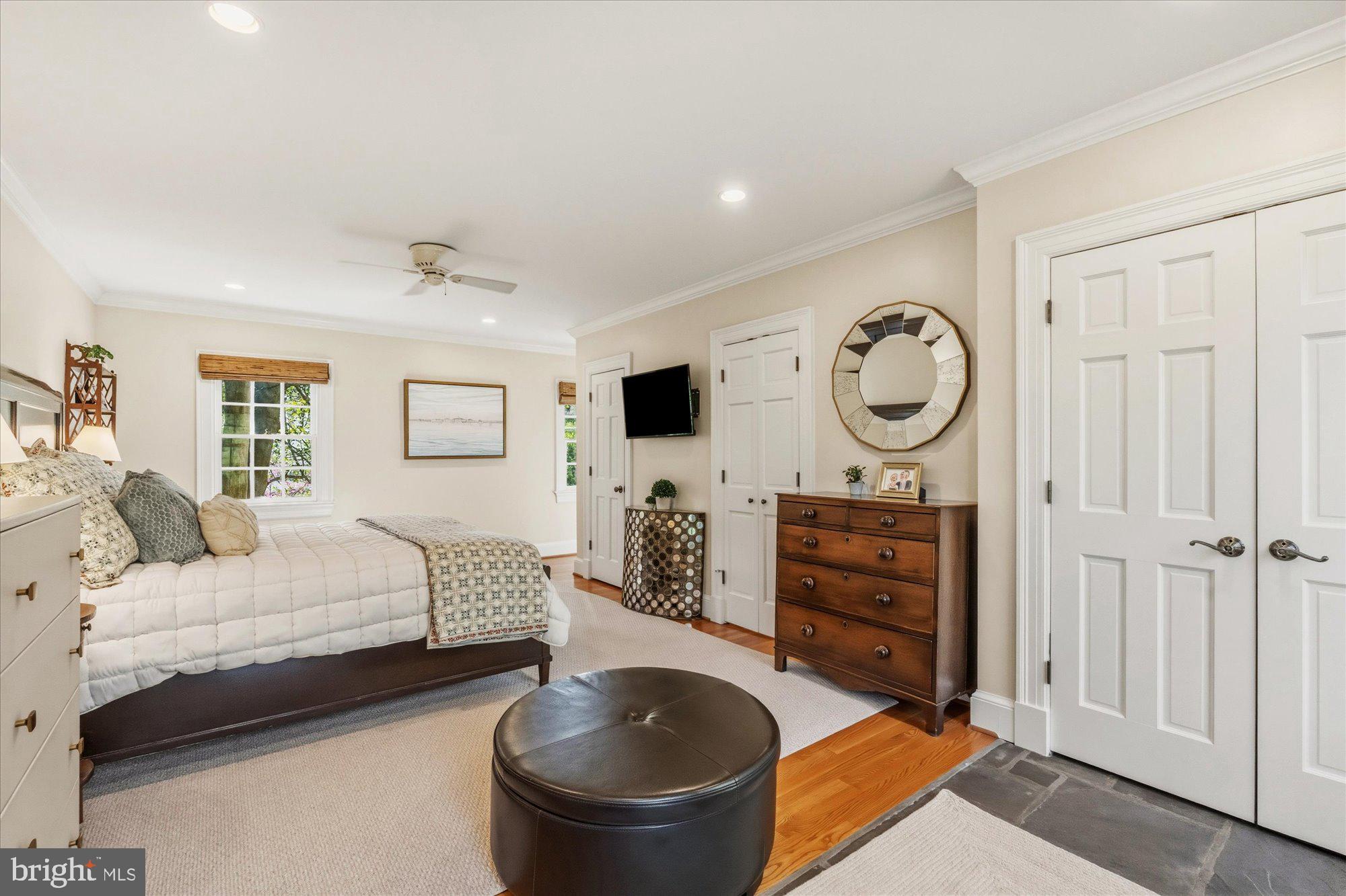 JEFFERSON PARK - Residential