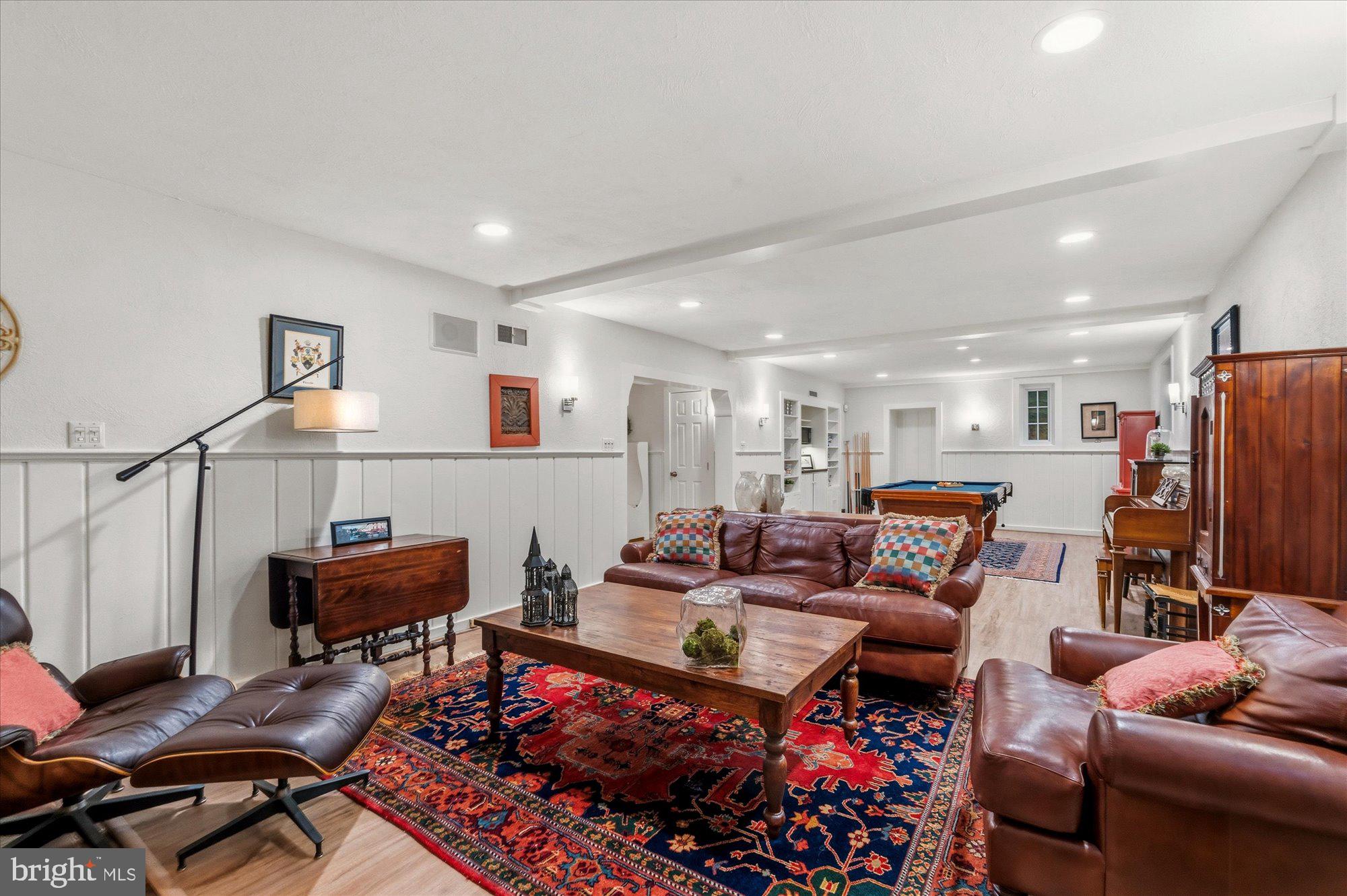 JEFFERSON PARK - Residential