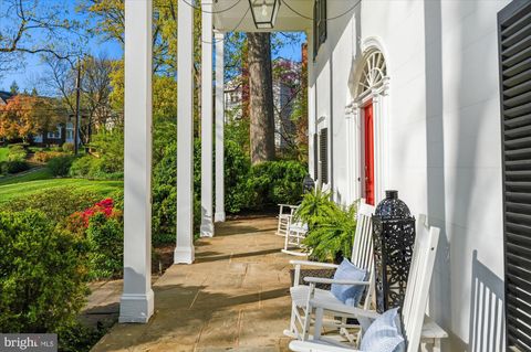 305 MANSION DRIVE ALEXANDRIA VA 22302