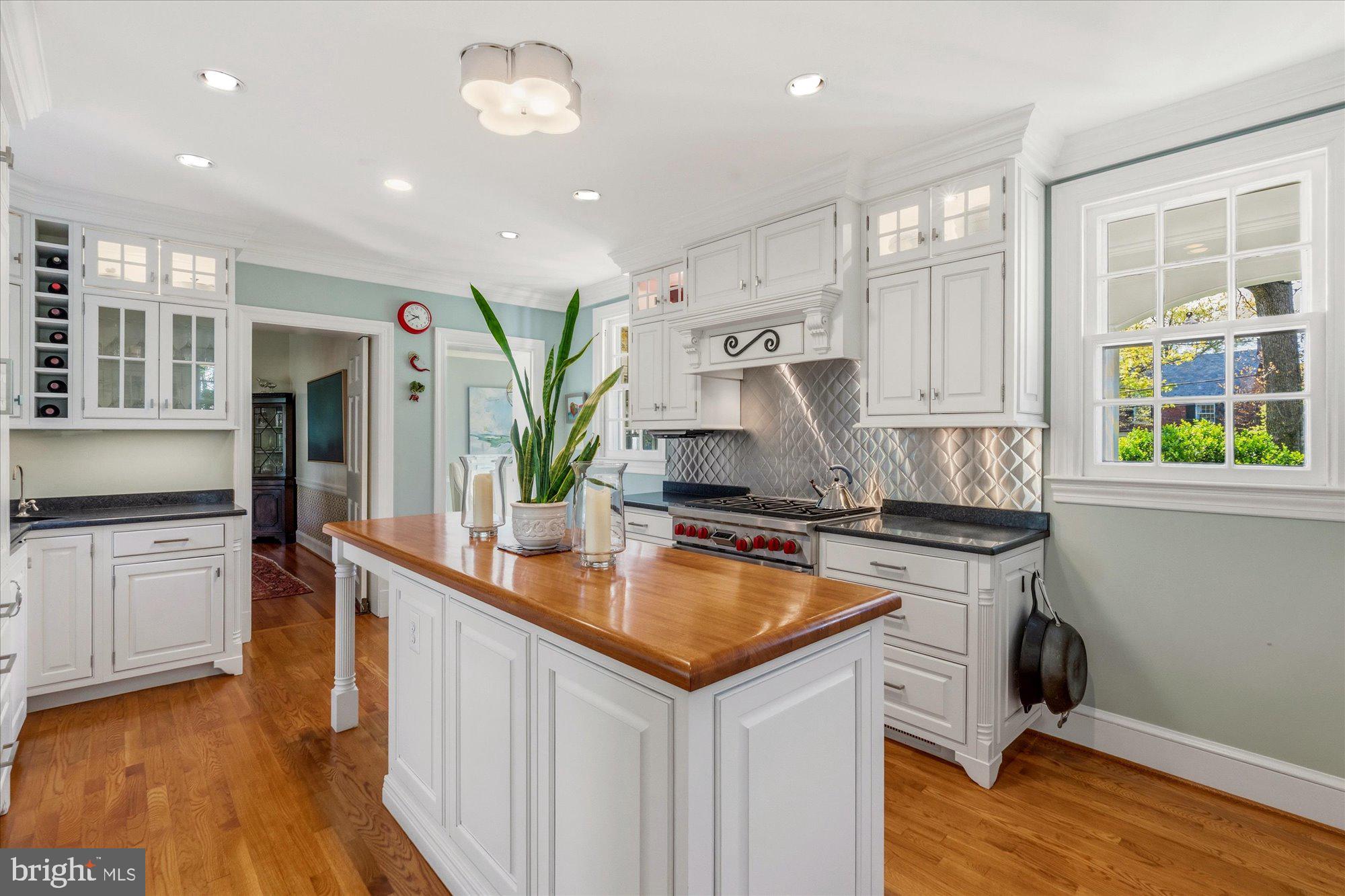 JEFFERSON PARK - Residential