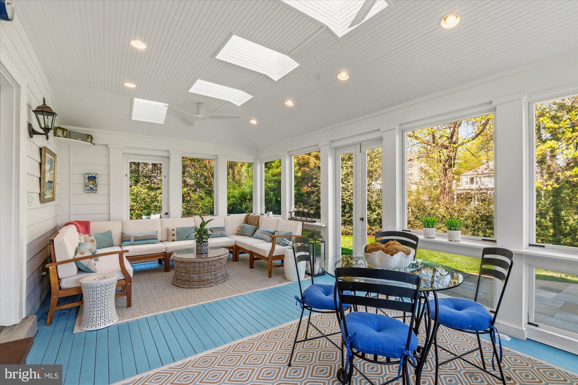 JEFFERSON PARK - Residential