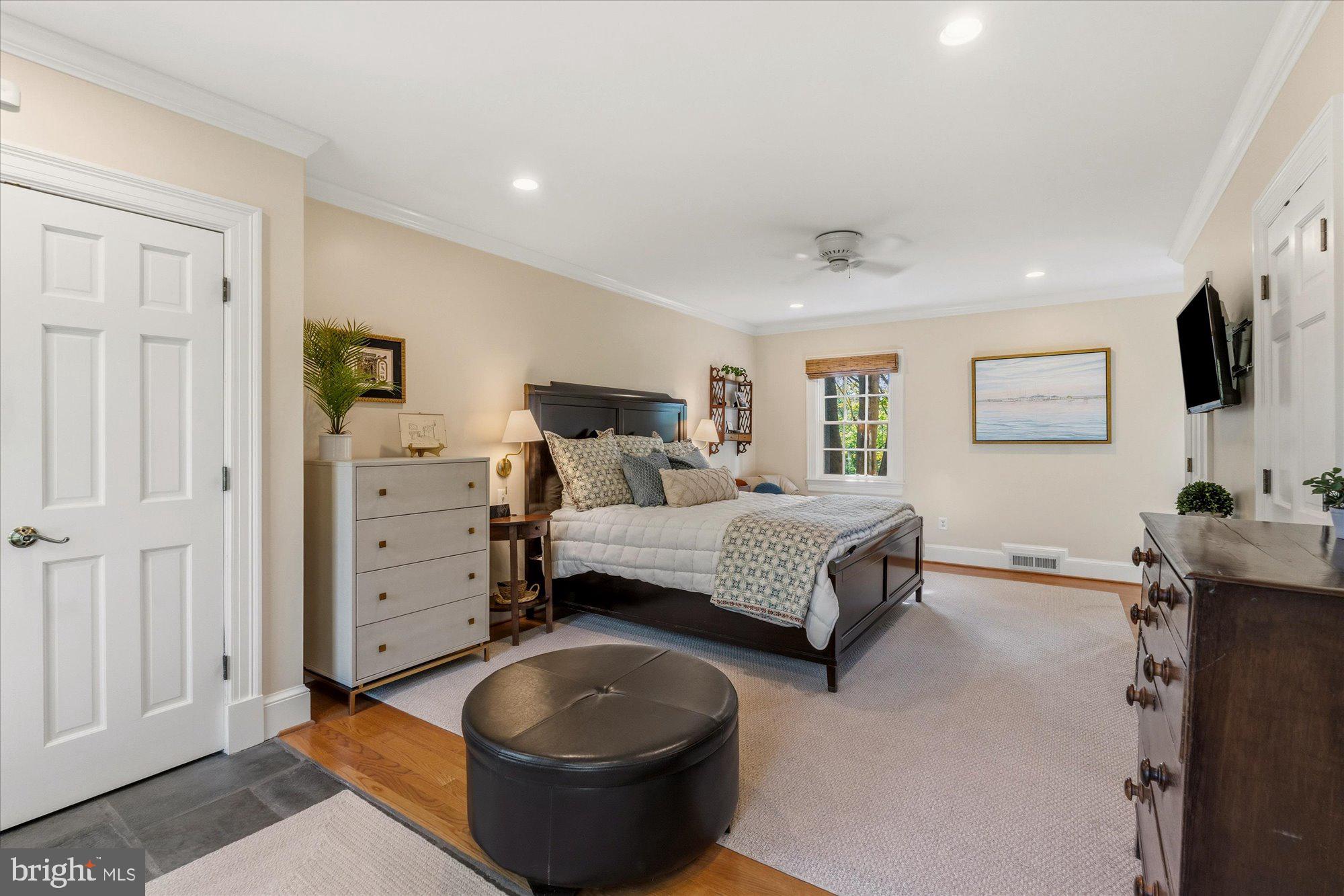 JEFFERSON PARK - Residential