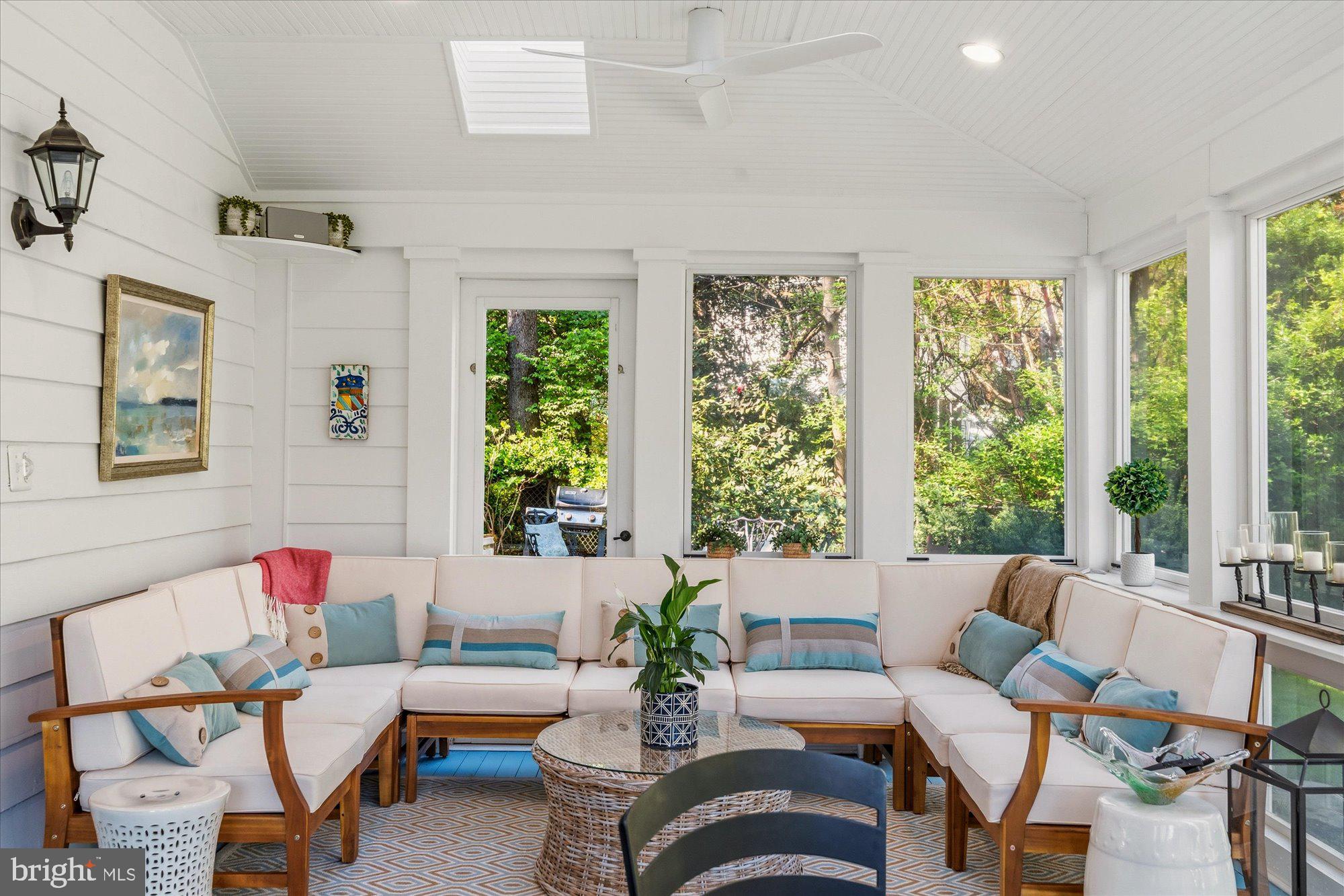 JEFFERSON PARK - Residential