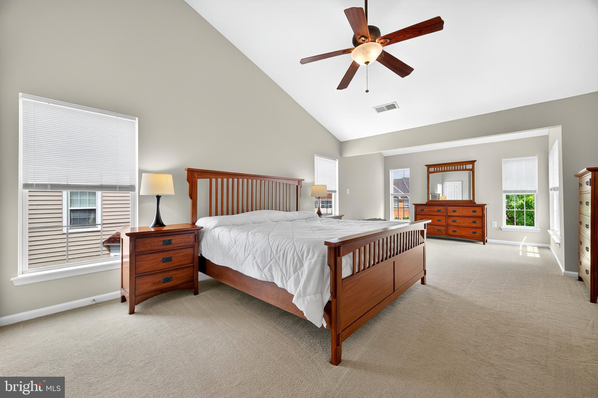 ASHBURN VILLAGE - Residential