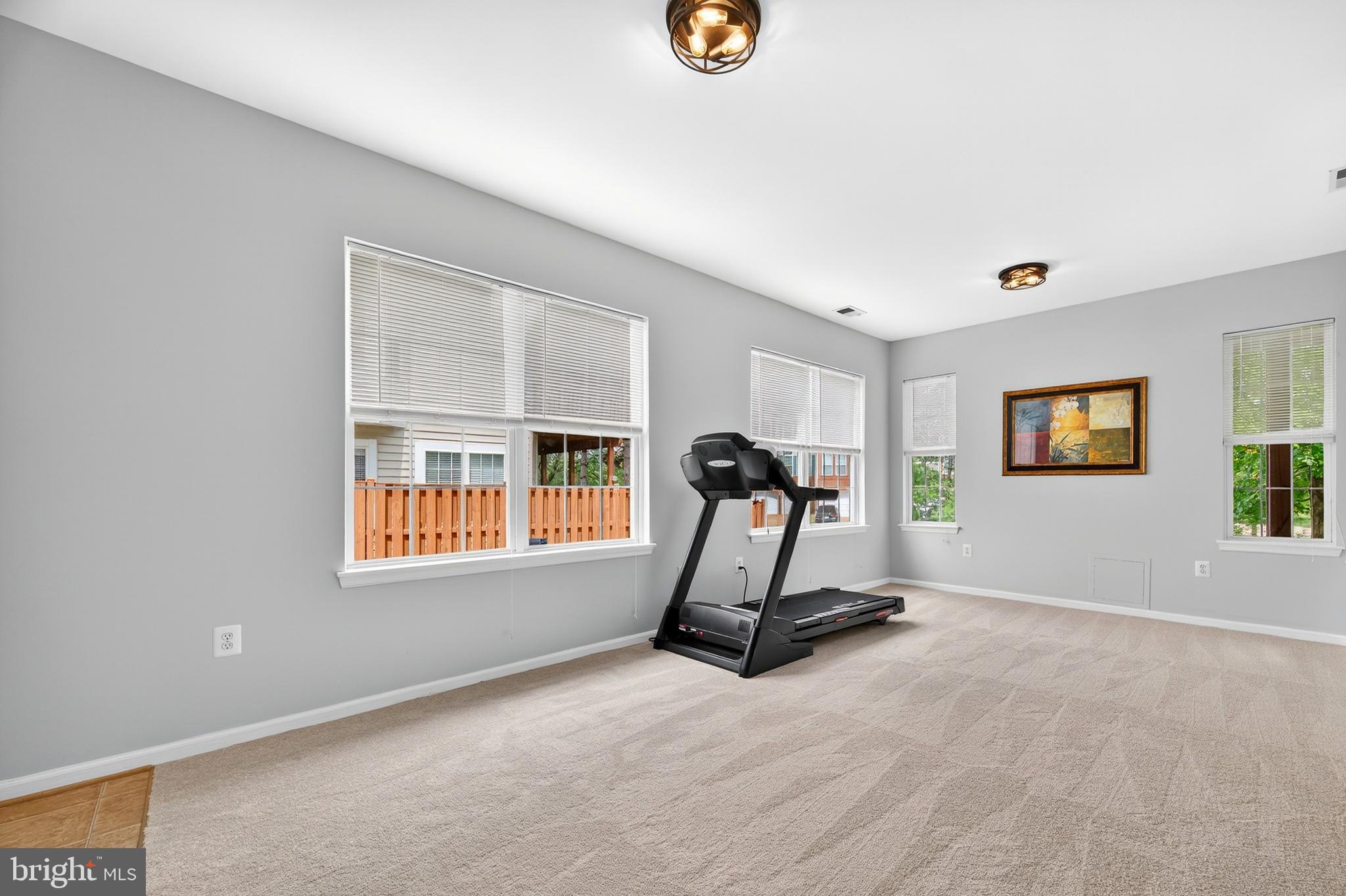 ASHBURN VILLAGE - Residential