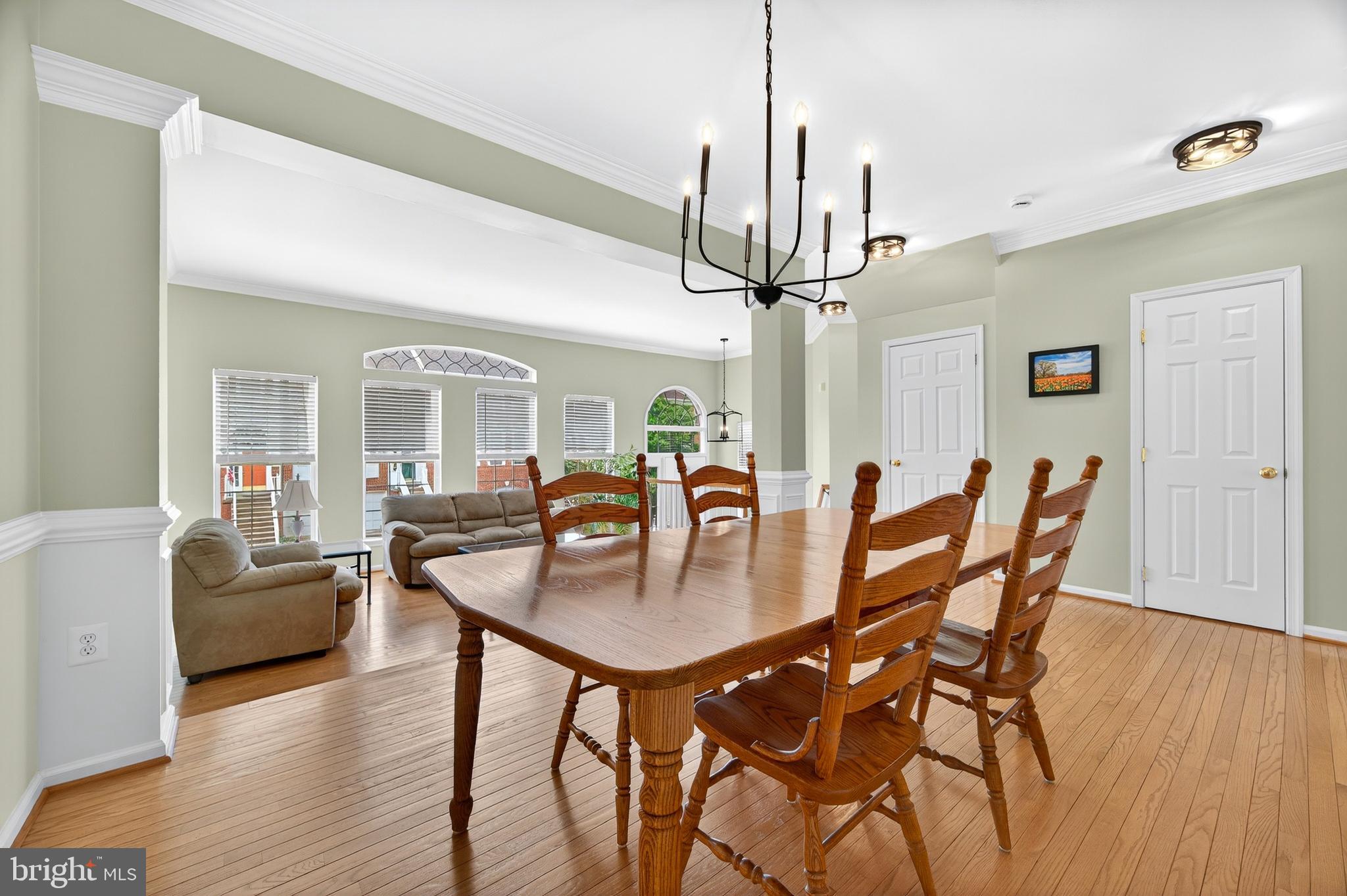 ASHBURN VILLAGE - Residential