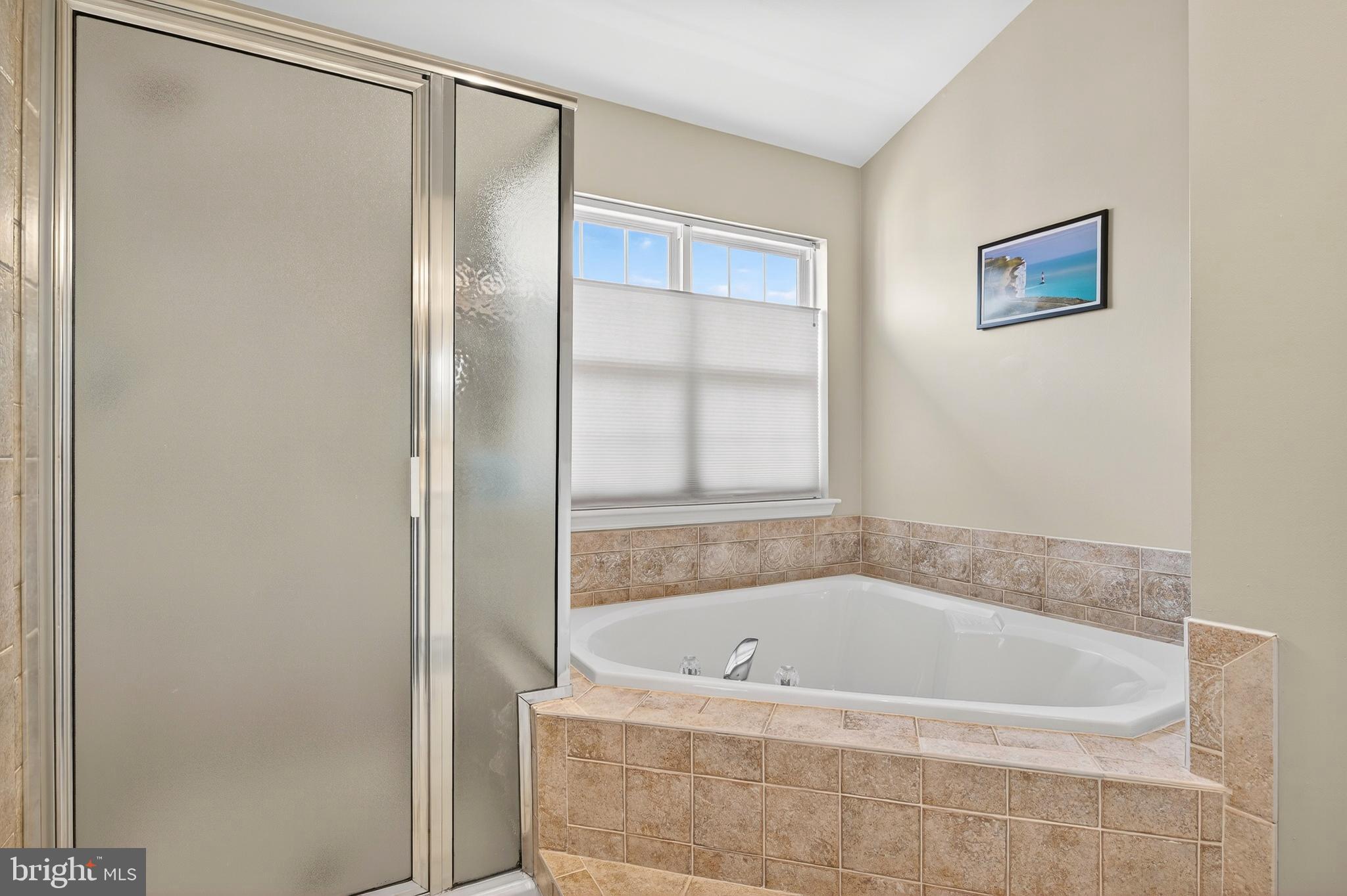 ASHBURN VILLAGE - Residential