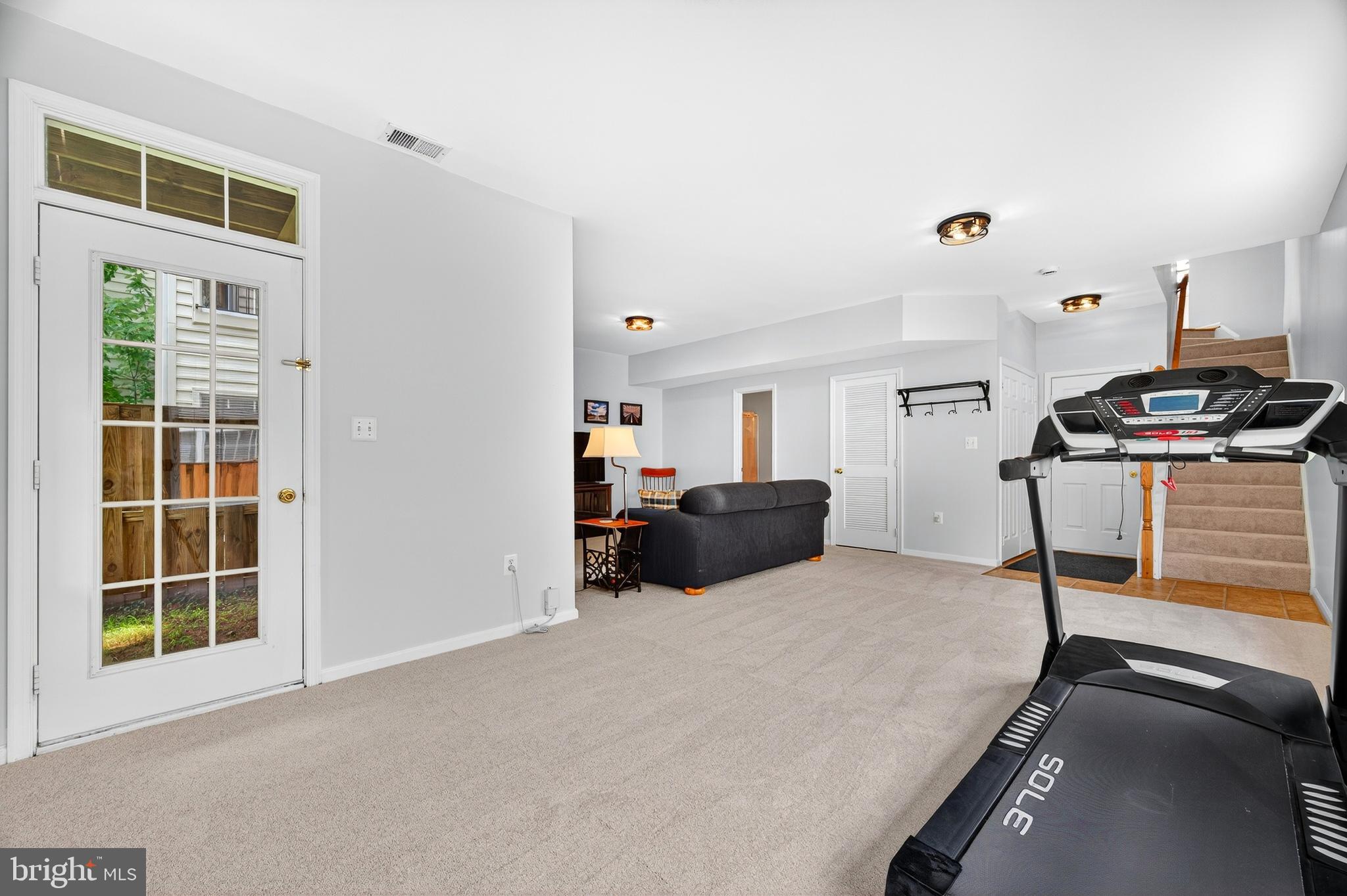 ASHBURN VILLAGE - Residential