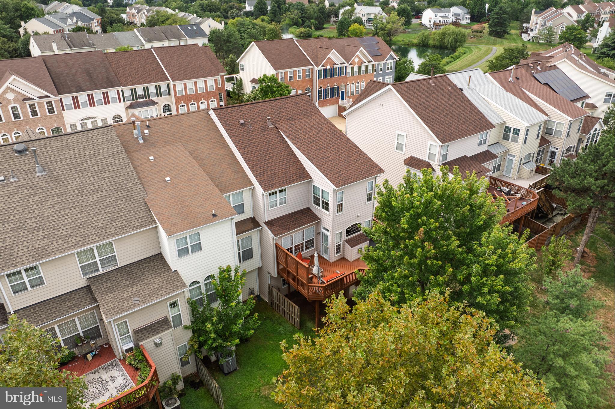 ASHBURN VILLAGE - Residential