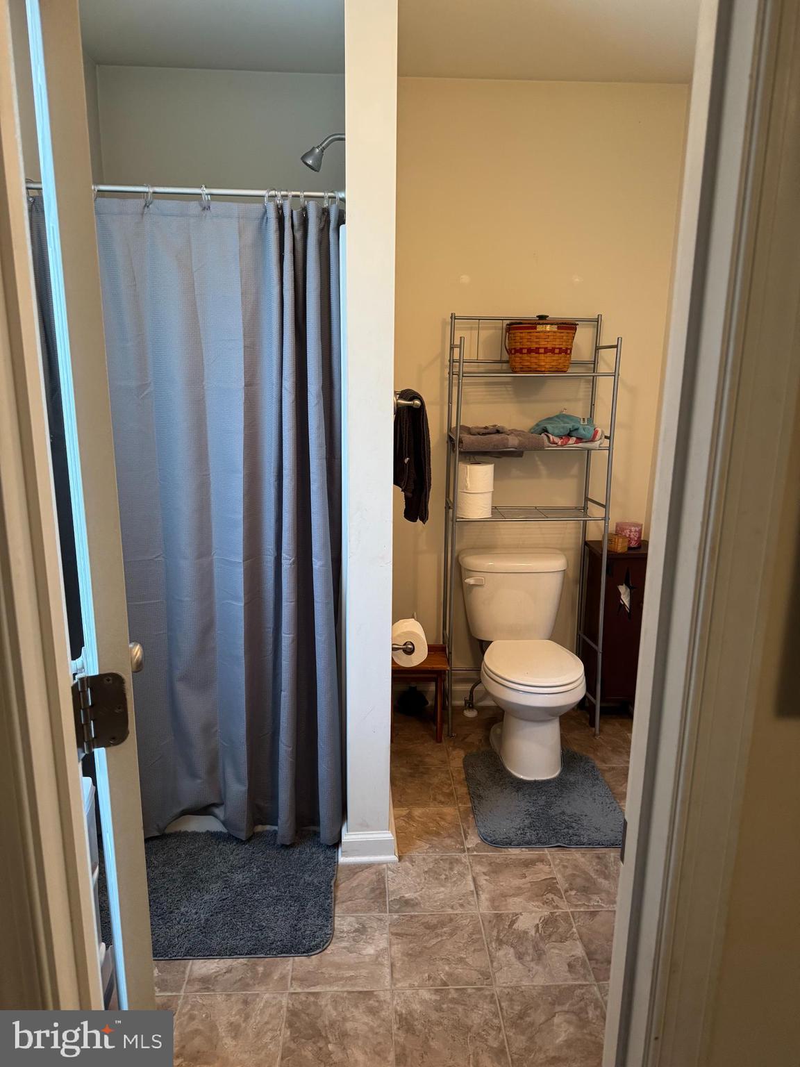 INWOOD VILLAGE - Residential