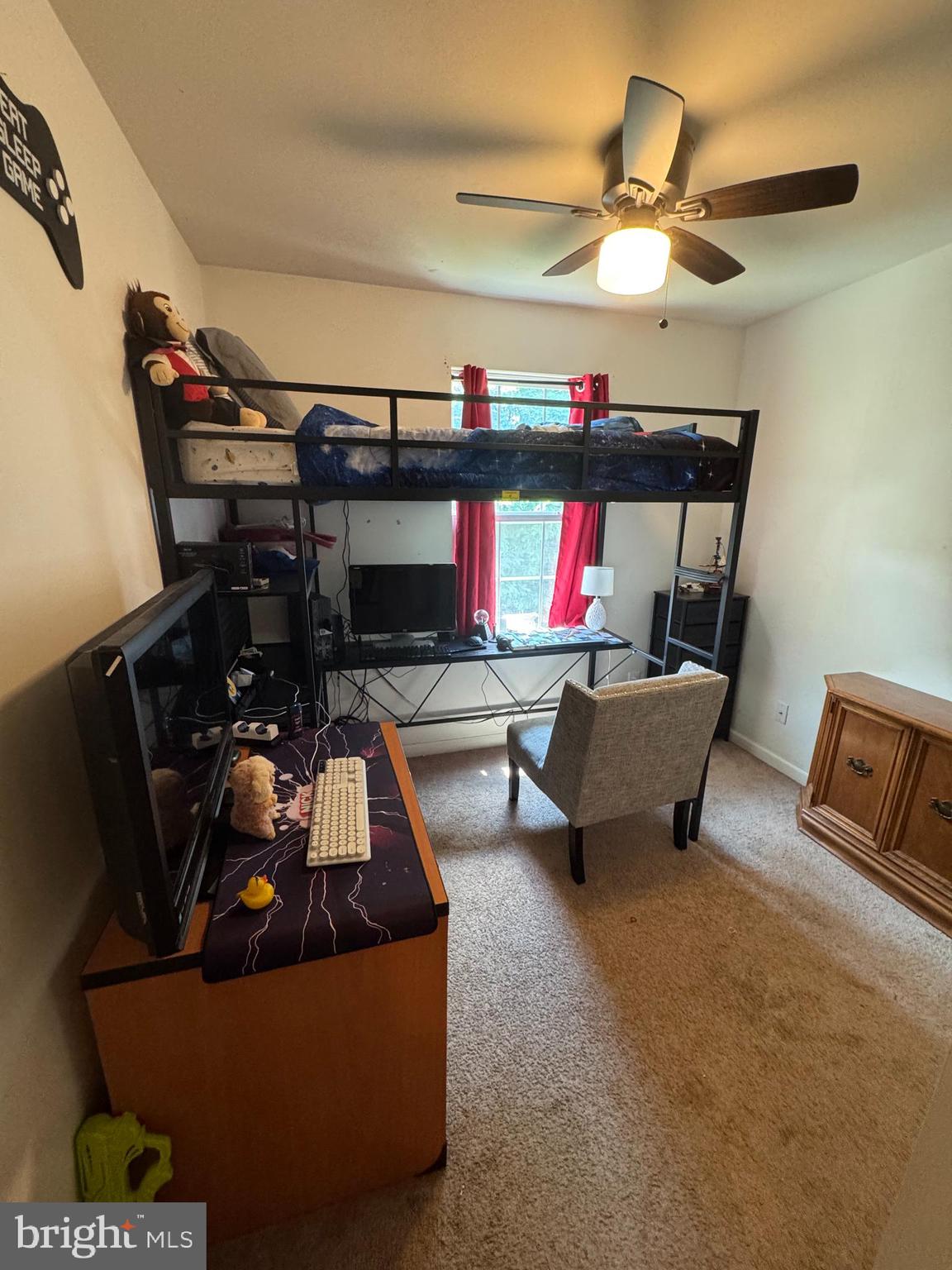 INWOOD VILLAGE - Residential