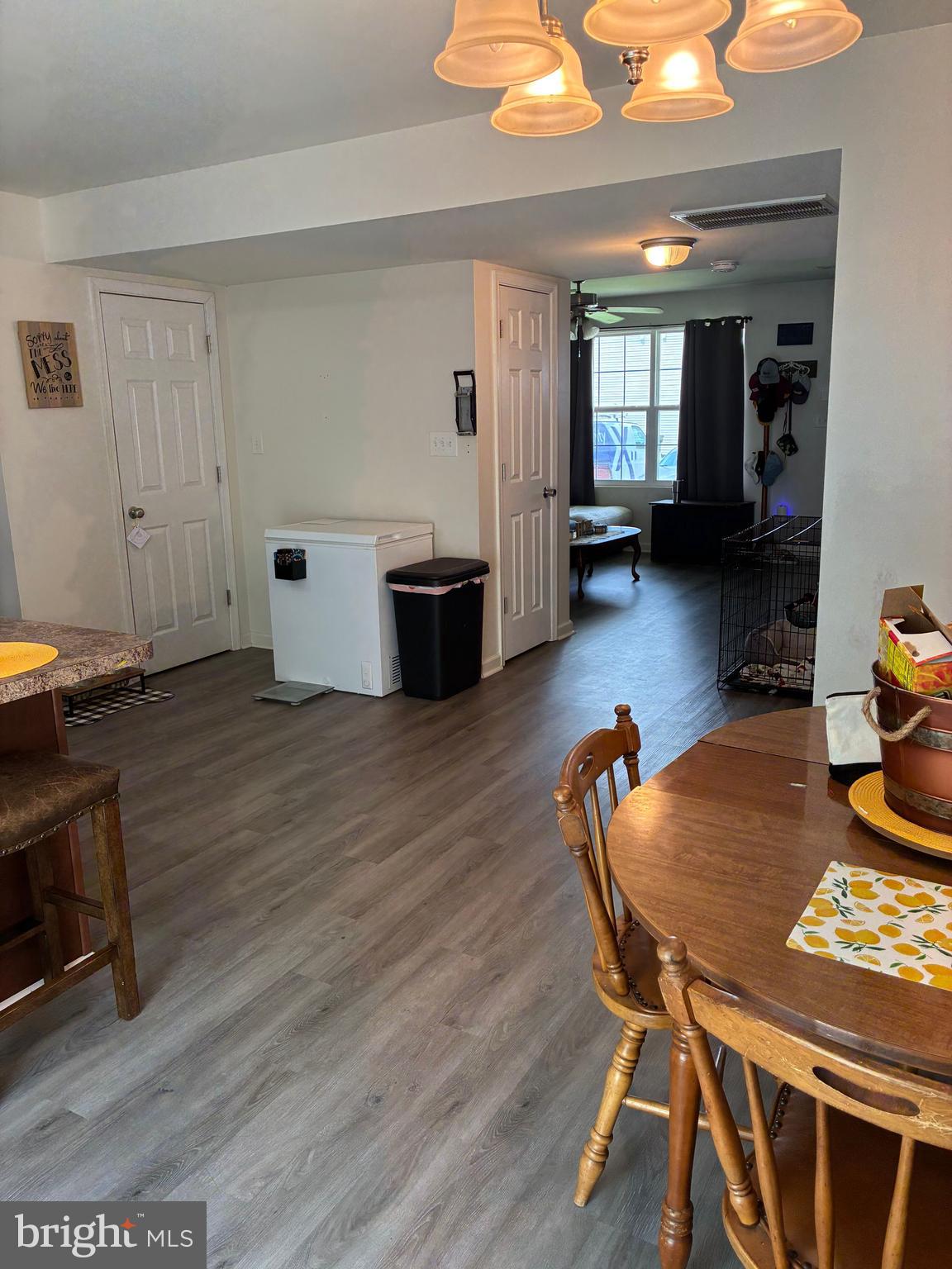 INWOOD VILLAGE - Residential