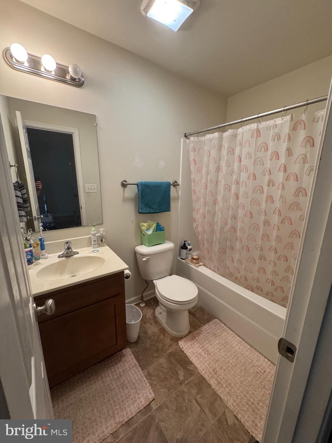 INWOOD VILLAGE - Residential