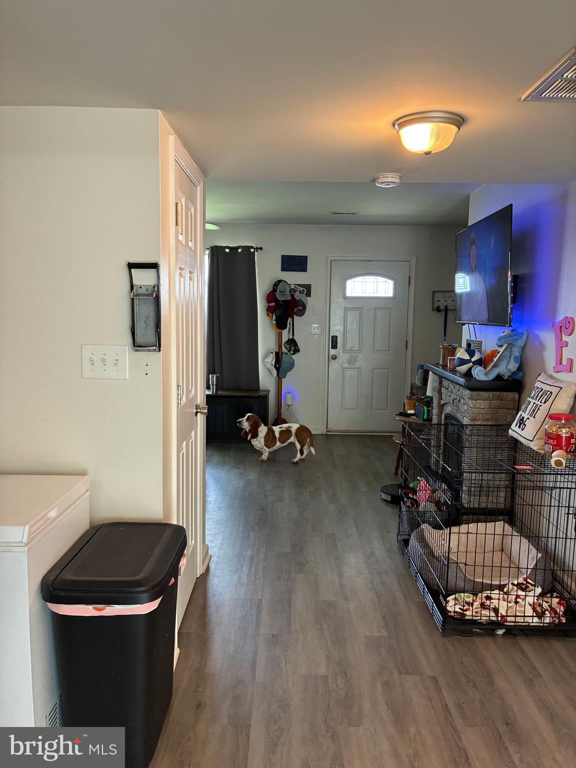 INWOOD VILLAGE - Residential