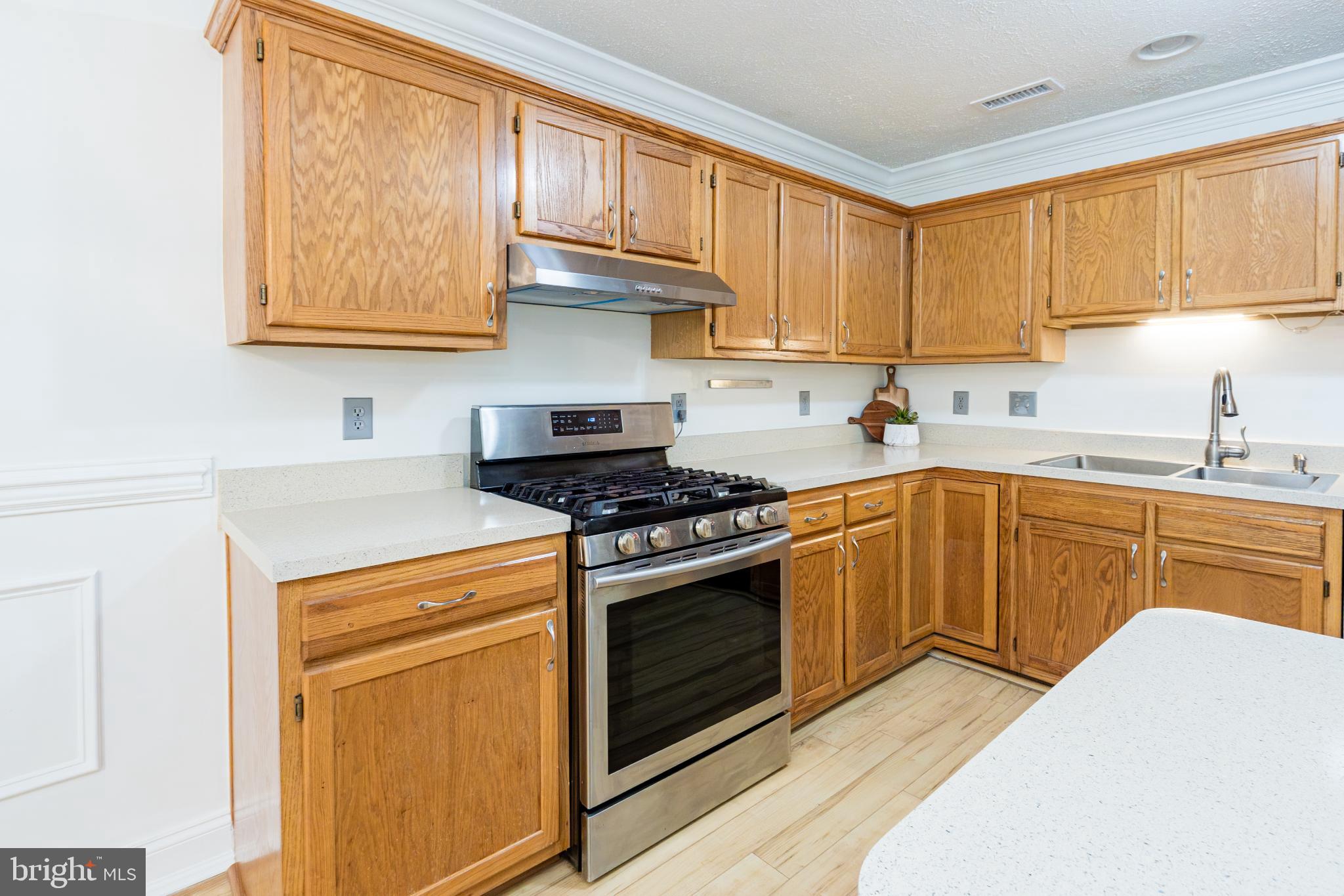 PICKETTS HARBOR - Residential