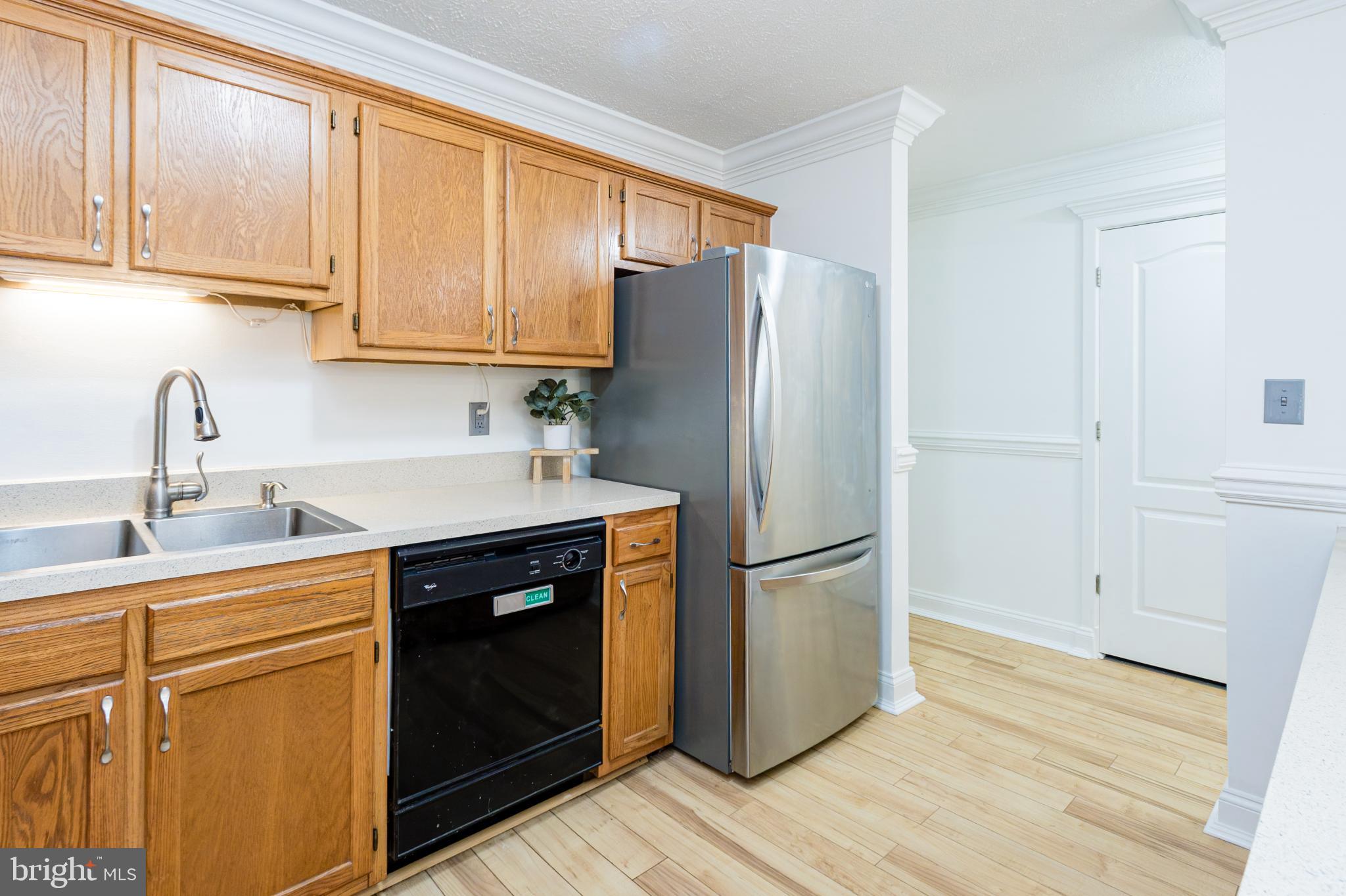 PICKETTS HARBOR - Residential