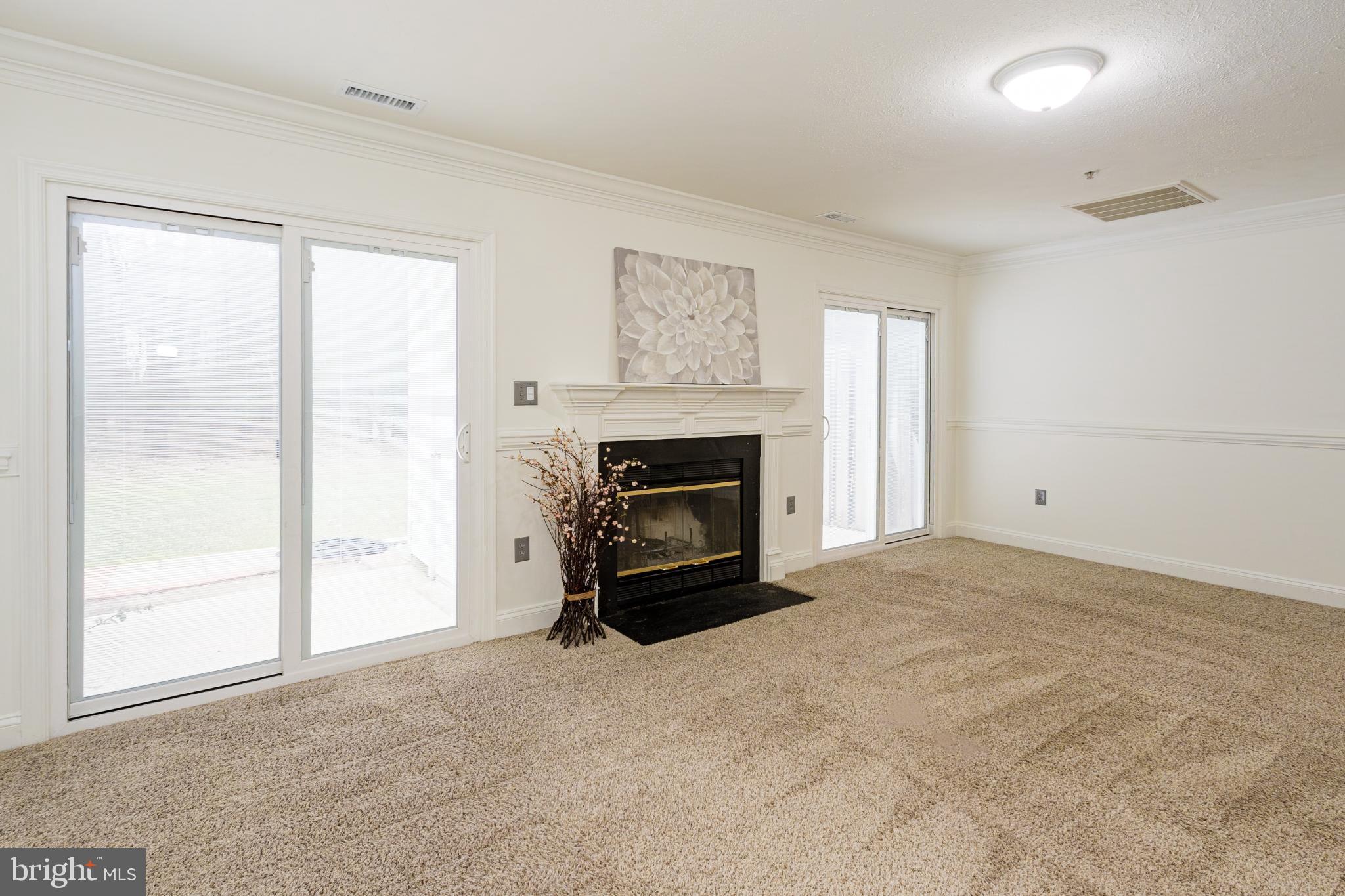 PICKETTS HARBOR - Residential