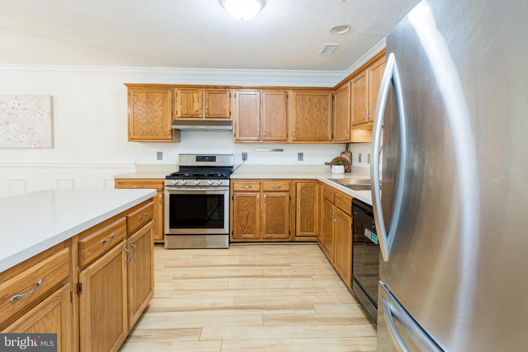 PICKETTS HARBOR - Residential