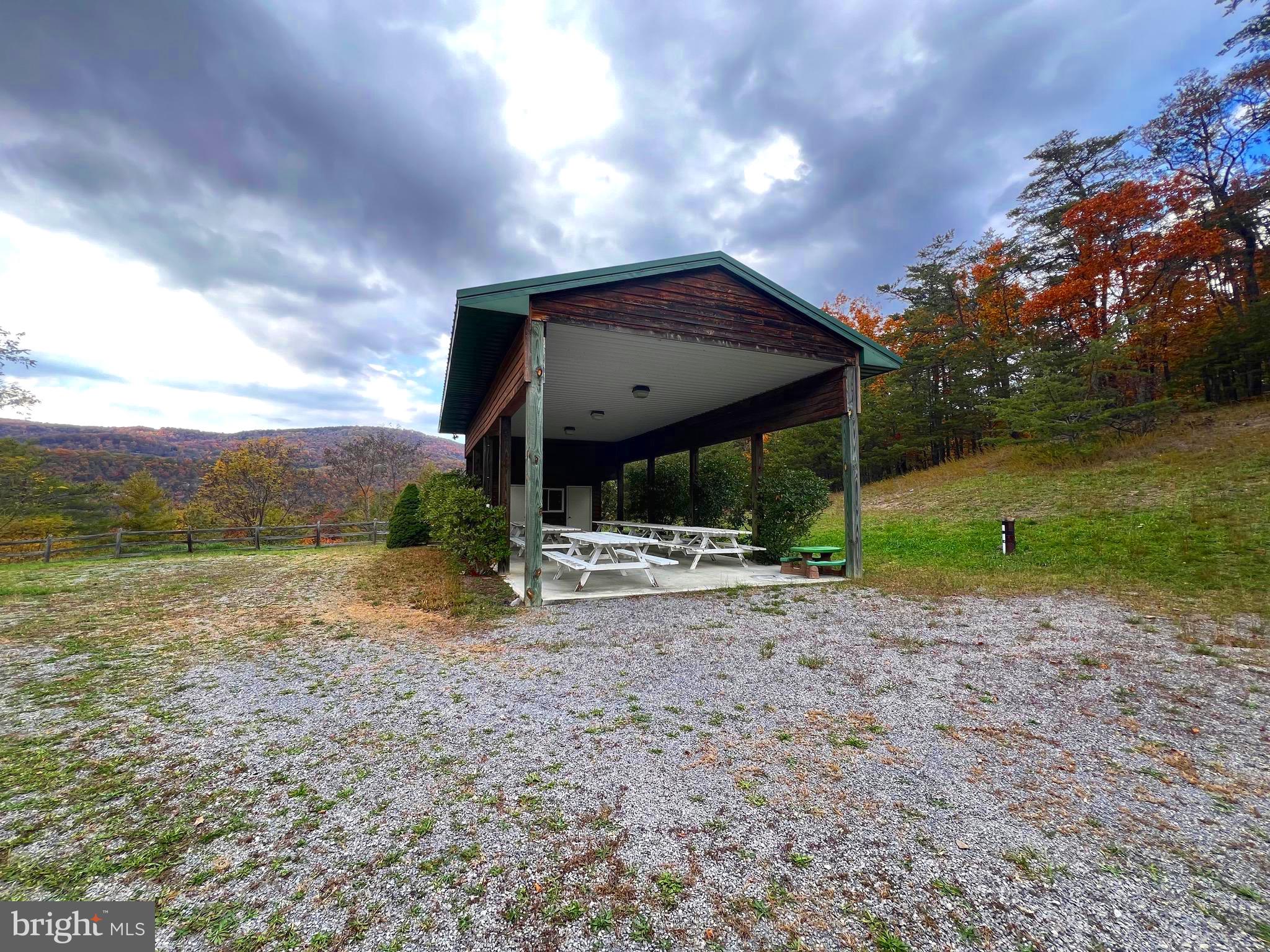 POTOMAV VALLEY OVERLOOK - Land