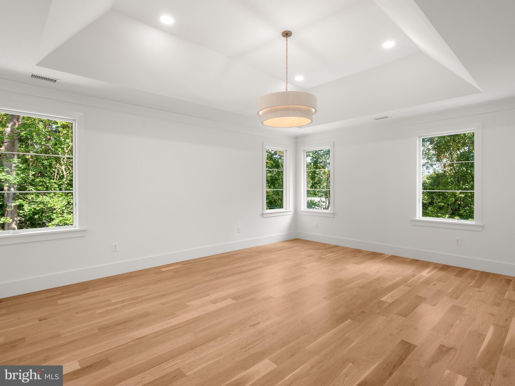 SANDRINGHAM - Residential