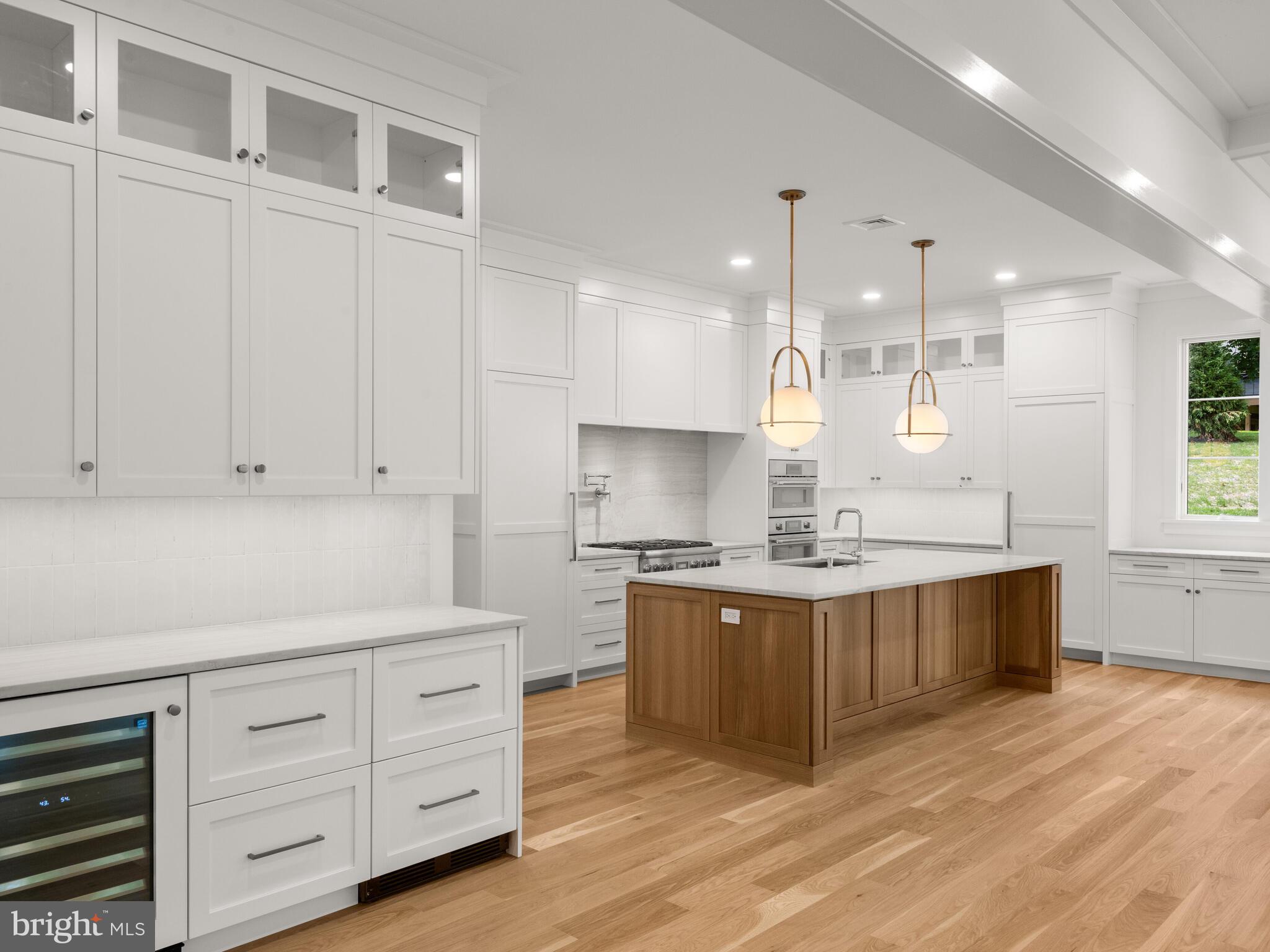 SANDRINGHAM - Residential