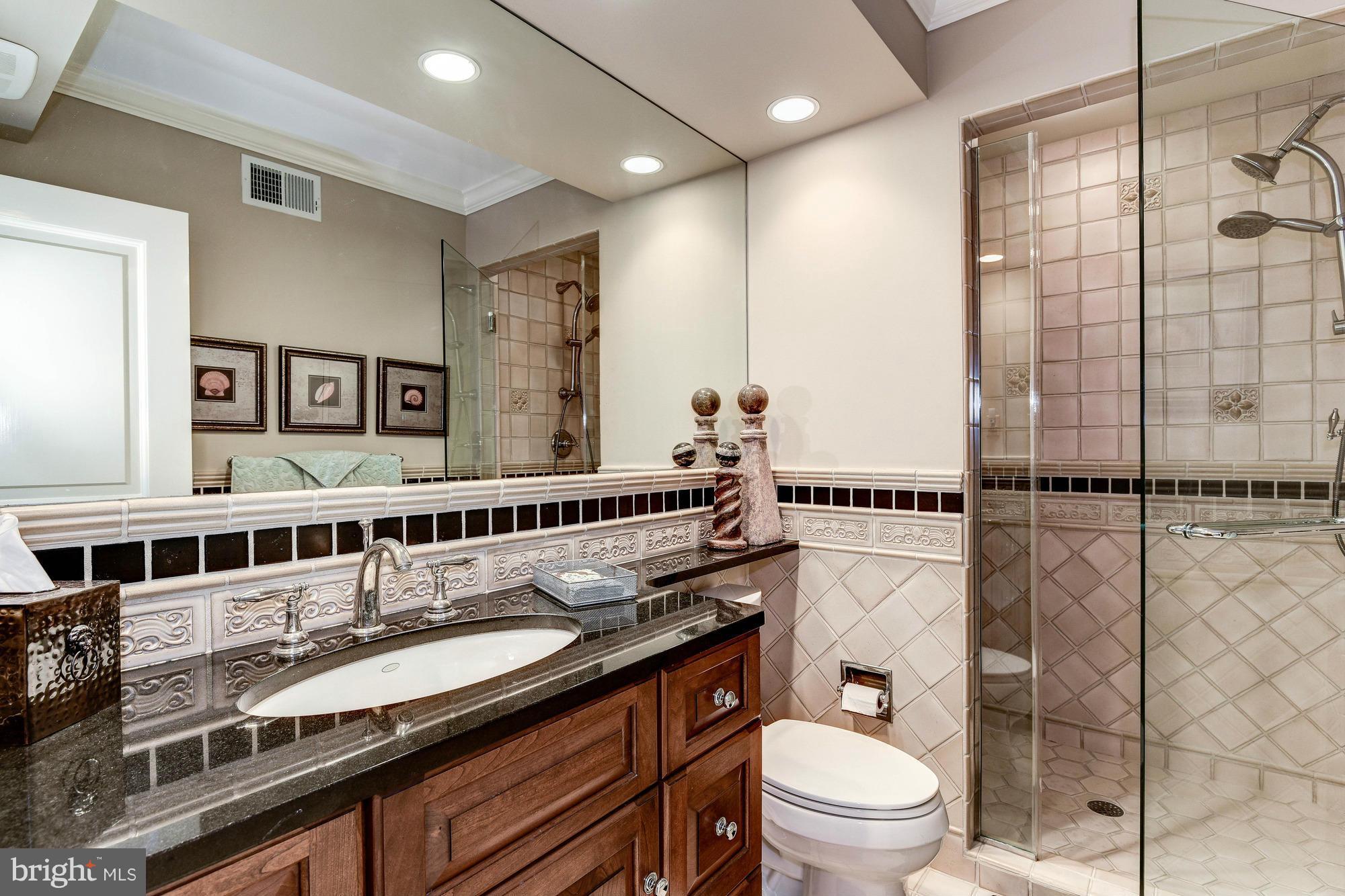 HISTORIC DISTRICT - Residential