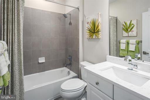 WAYNE GLEN - Residential