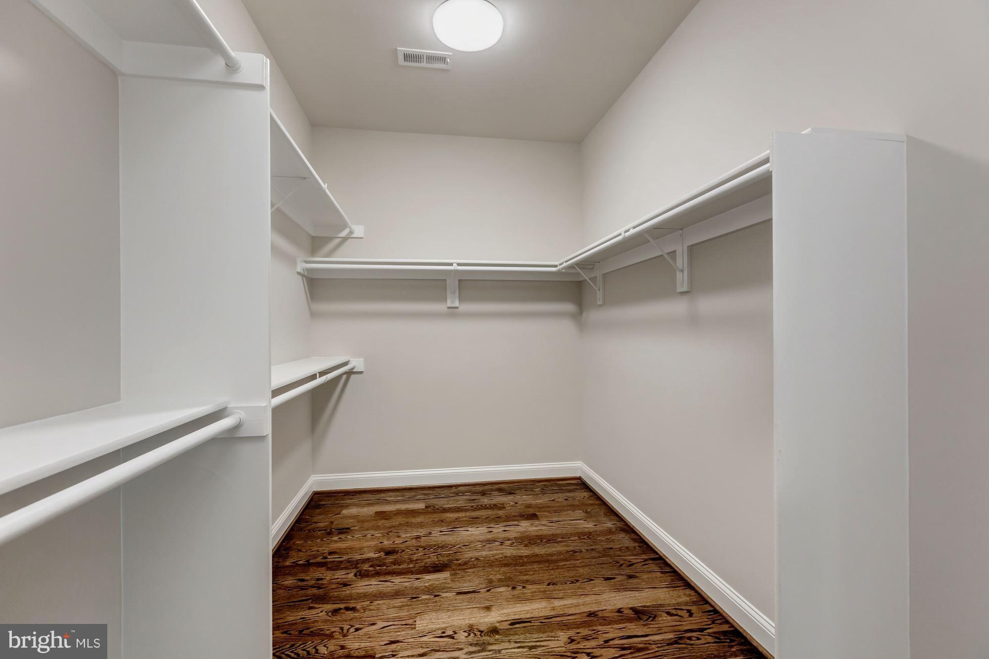 CHESTERFIELD - Residential