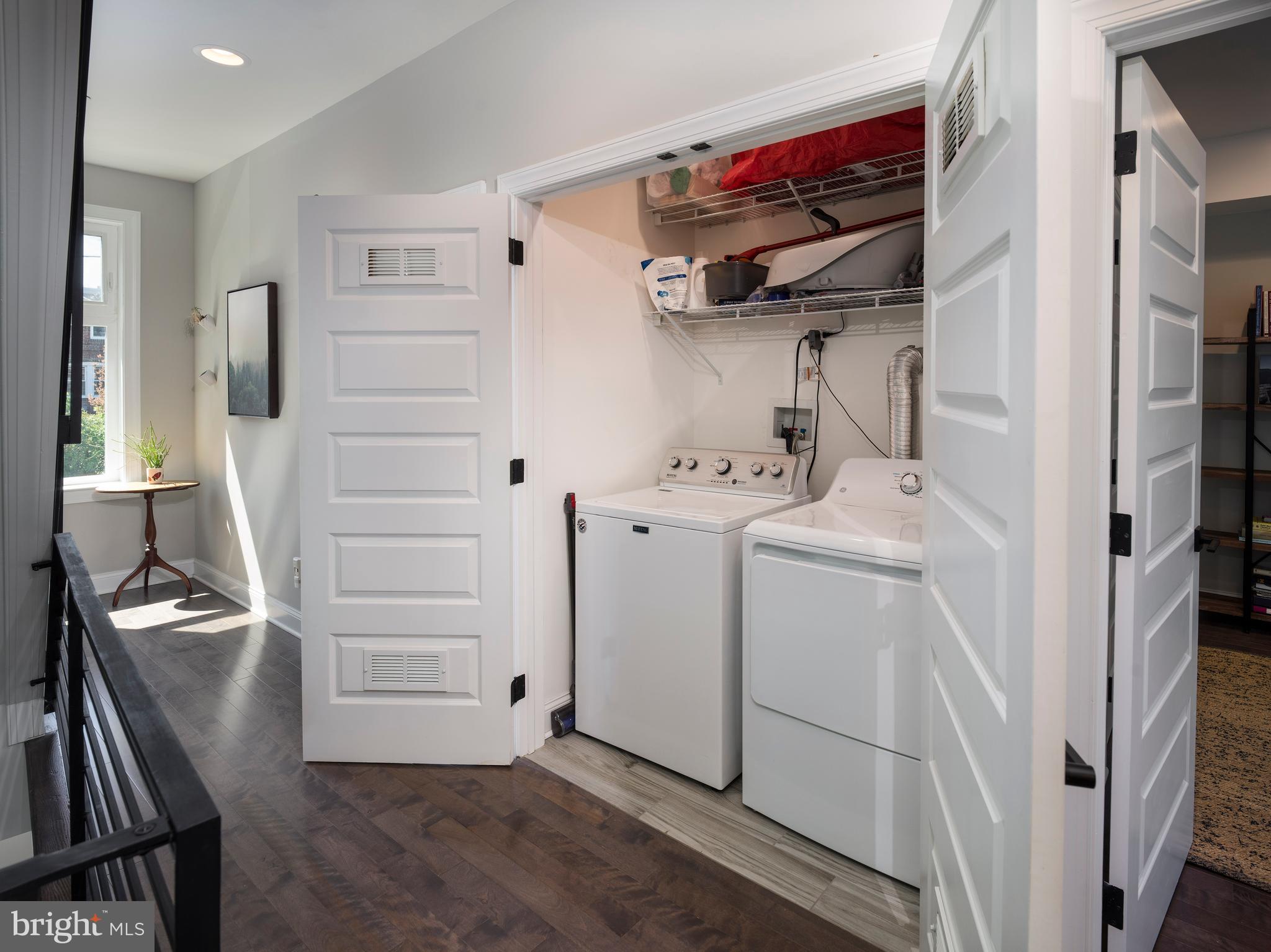 ROXBOROUGH - Residential