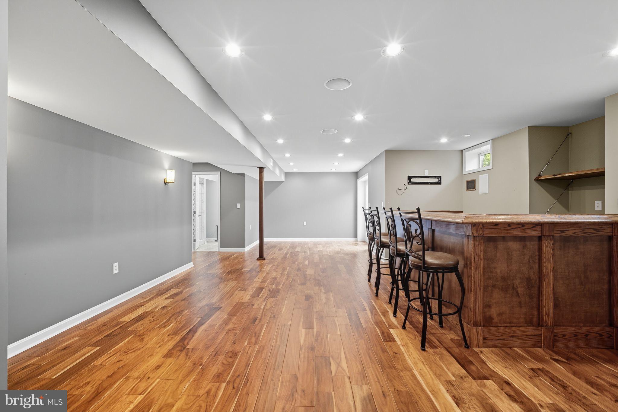 LINTON CREST - Residential