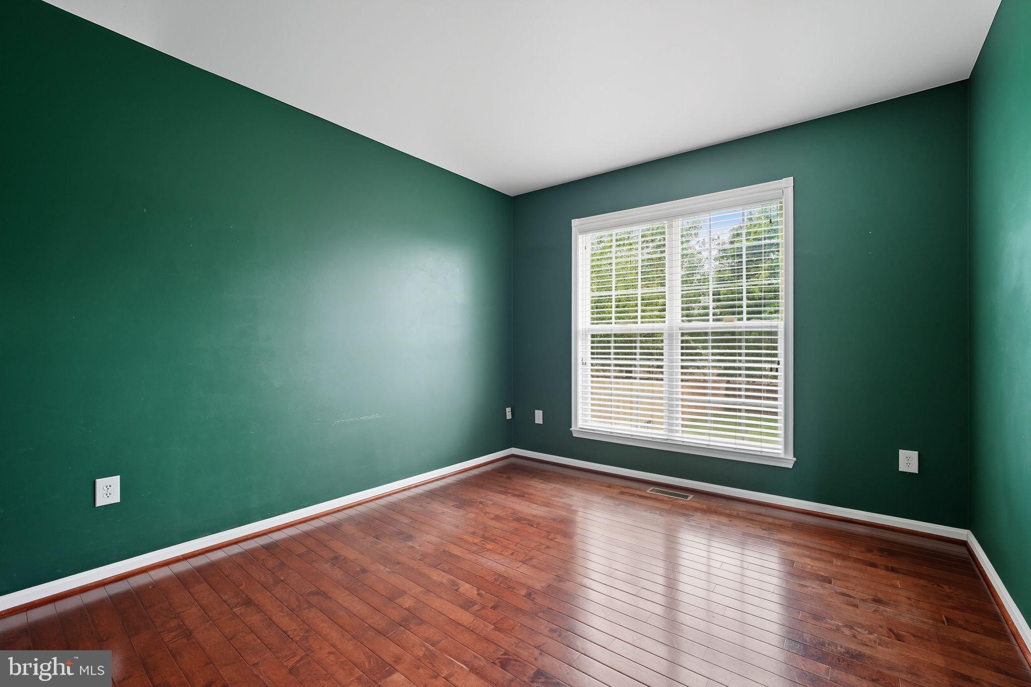 LINTON CREST - Residential