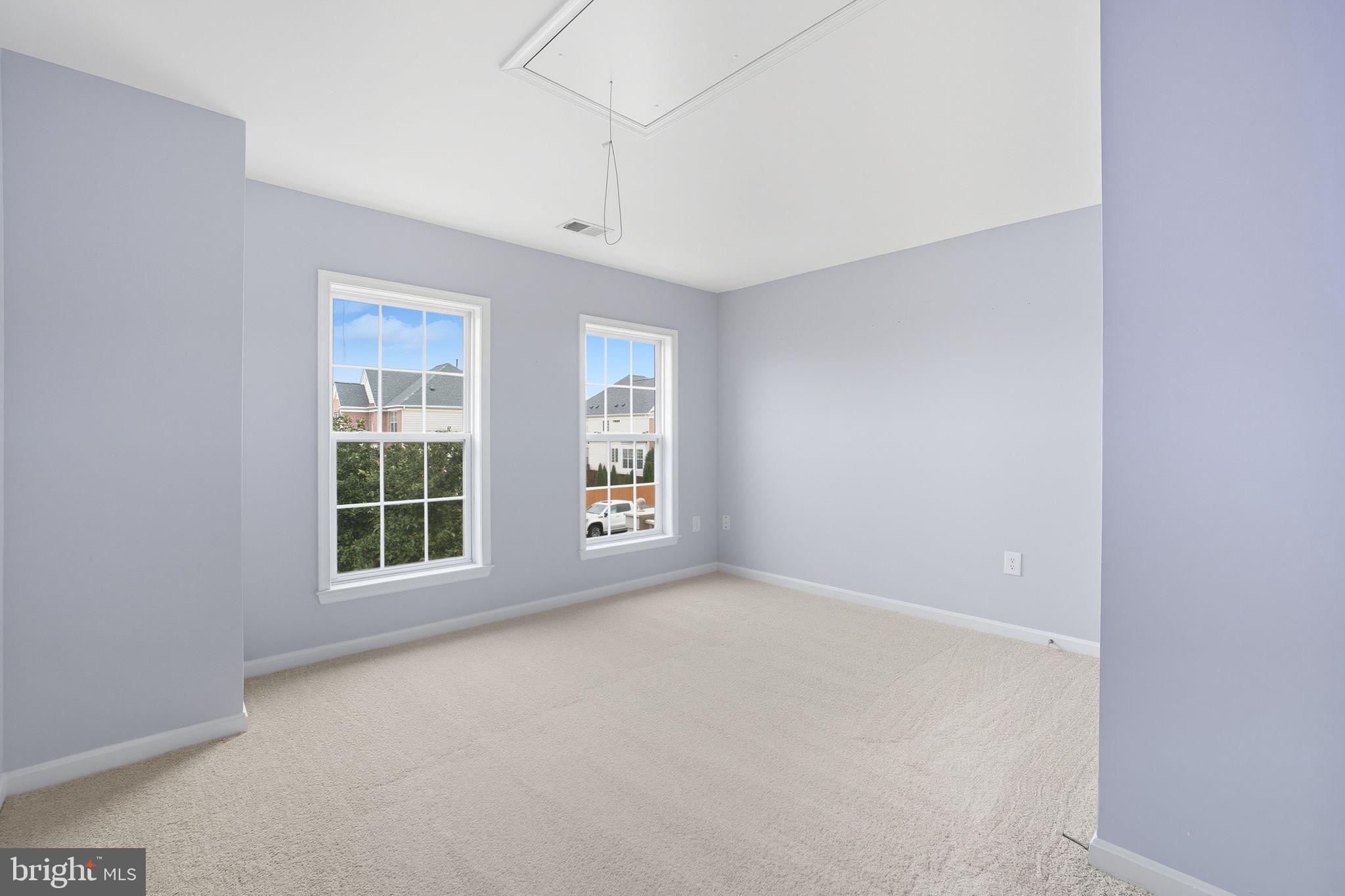 LINTON CREST - Residential