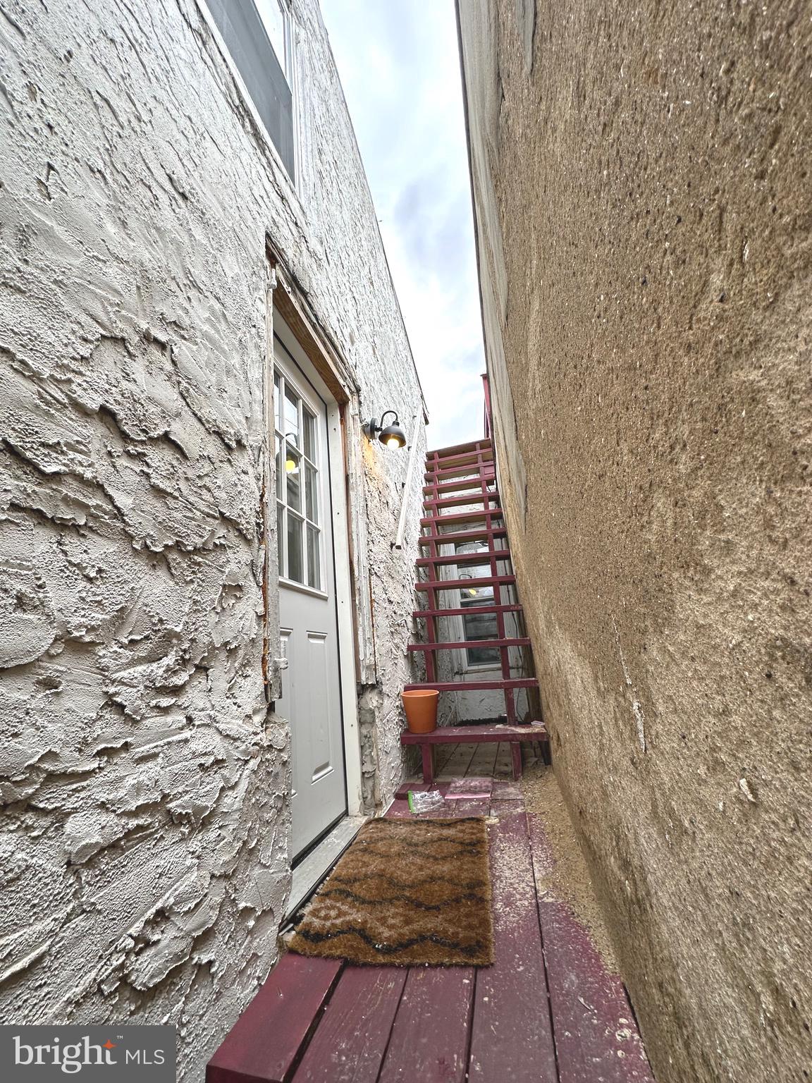 MANAYUNK - Residential Lease