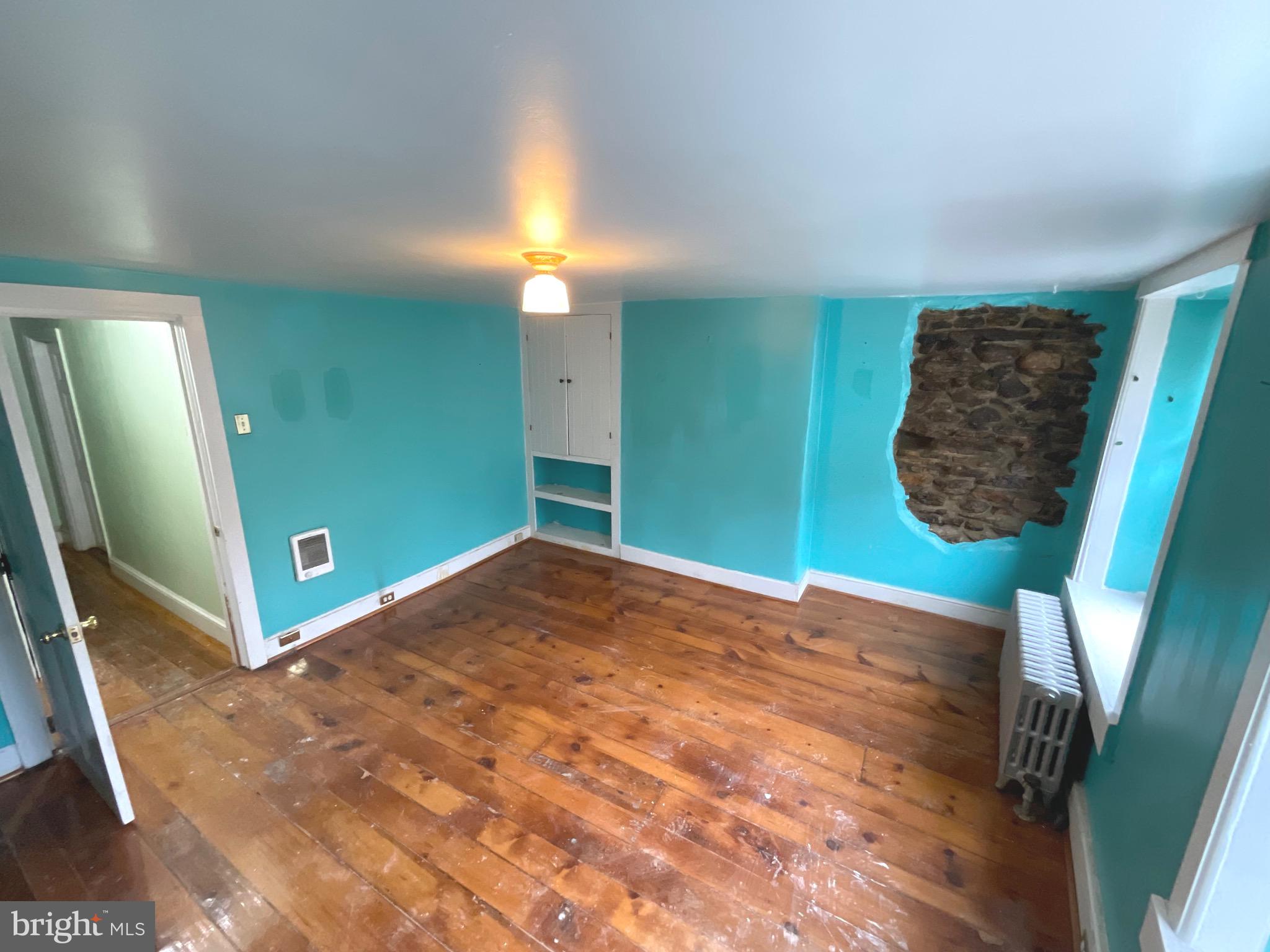 MANAYUNK - Residential Lease