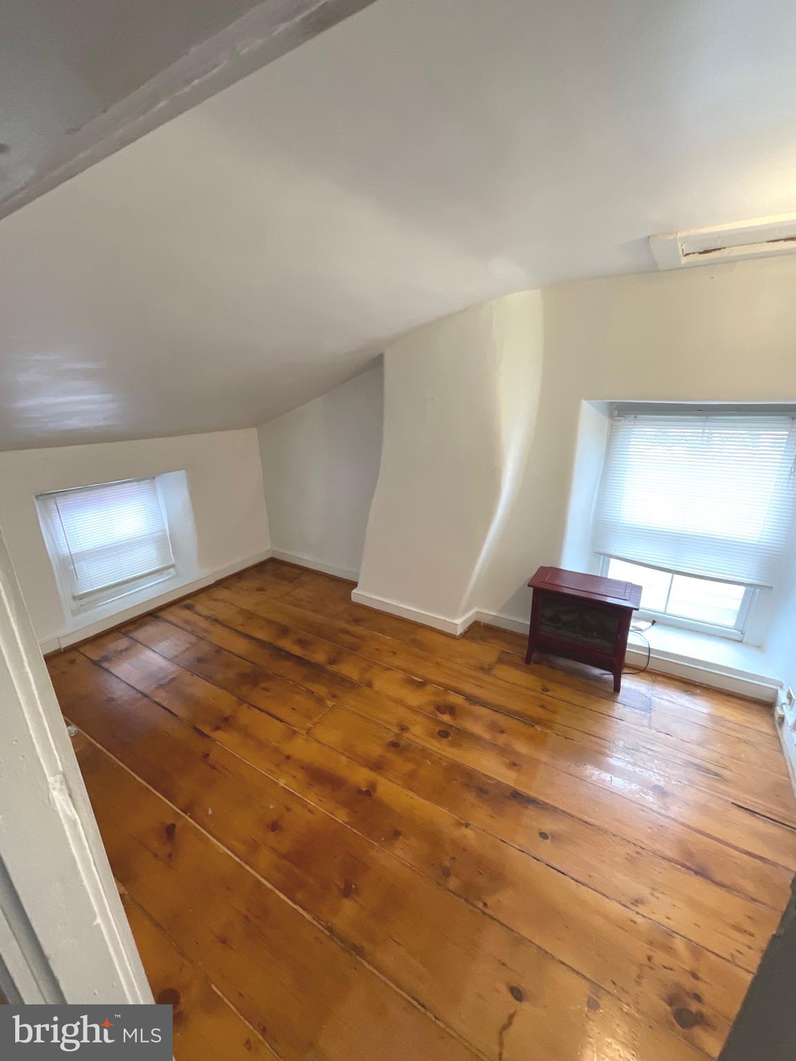 MANAYUNK - Residential Lease