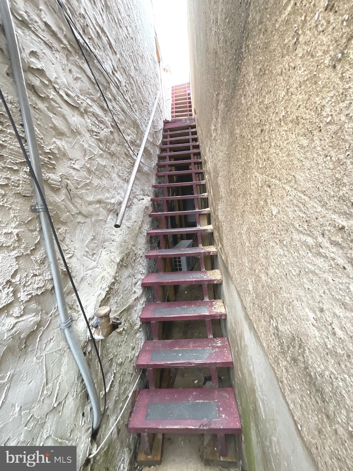 MANAYUNK - Residential Lease