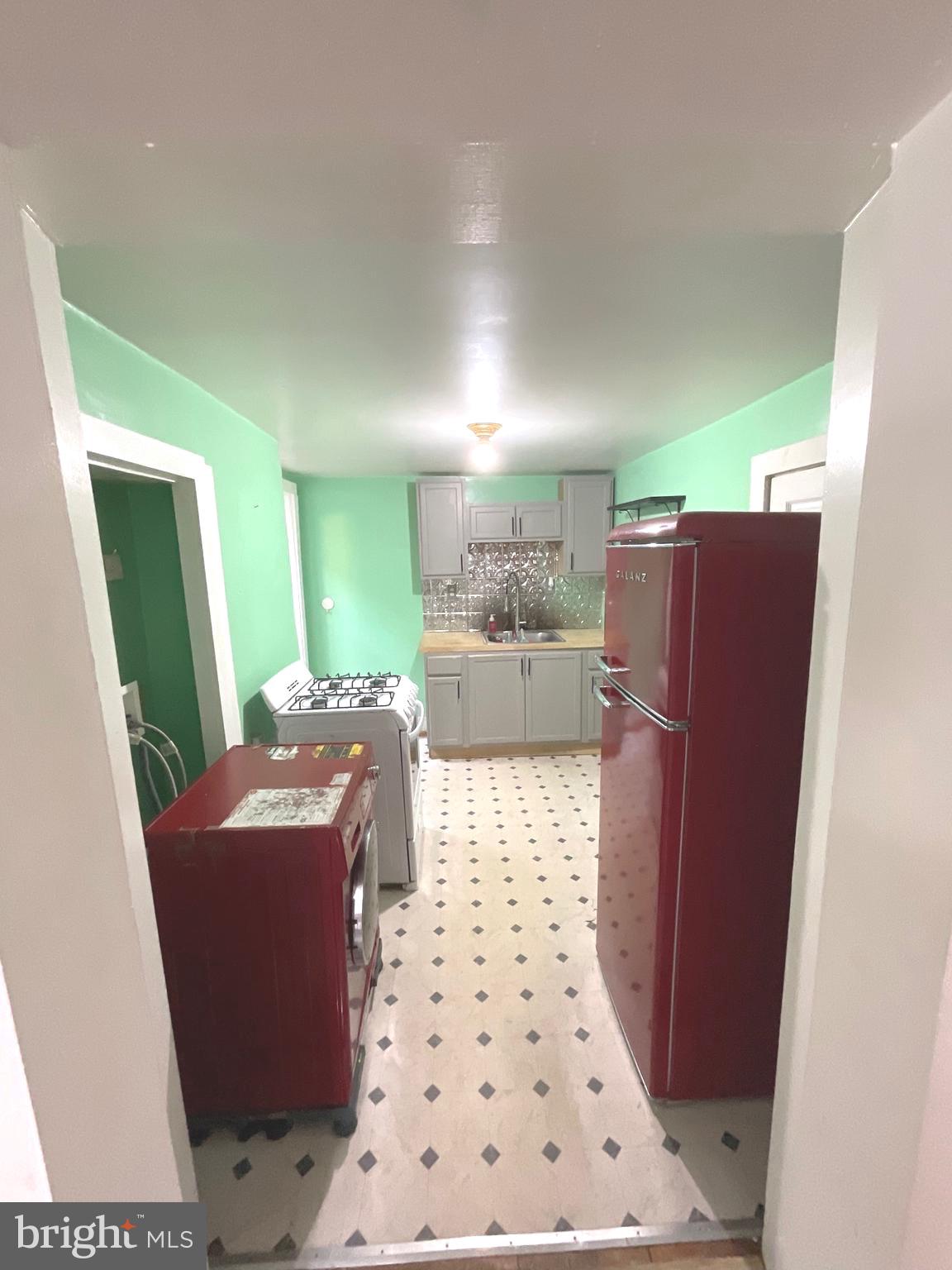 MANAYUNK - Residential Lease